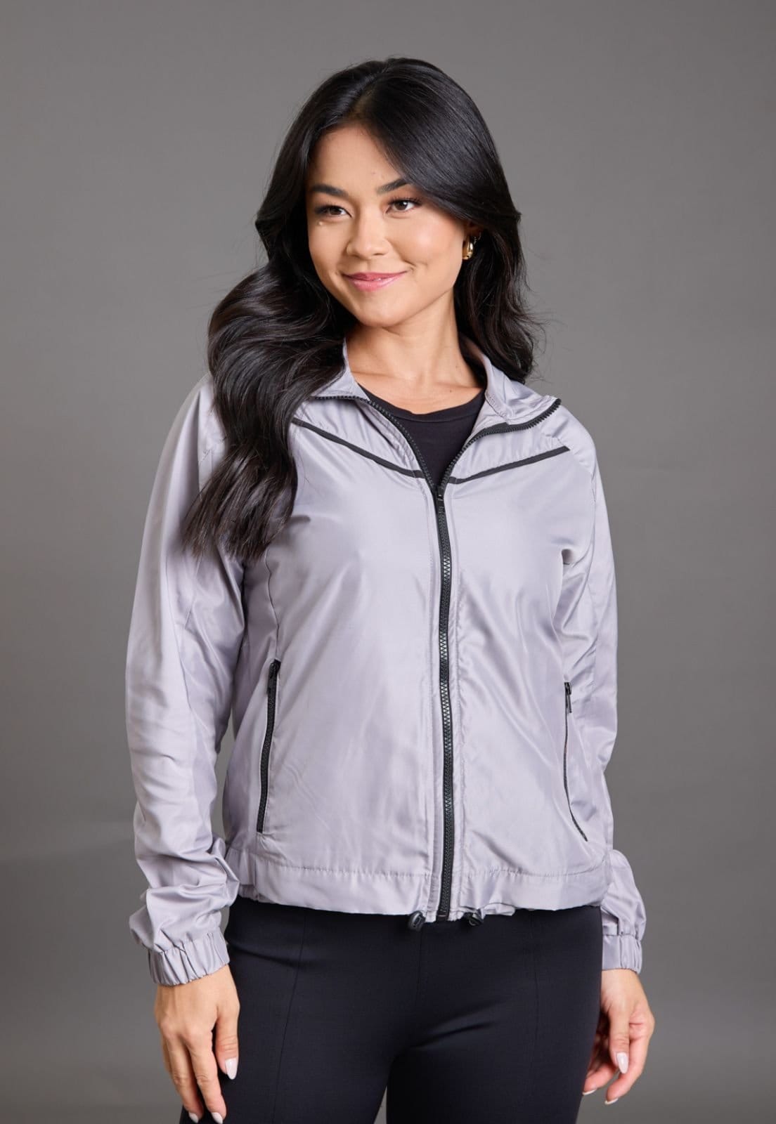 Jaqueta Corta Vento Feminina Lisa Color com Detalhe Dialogo