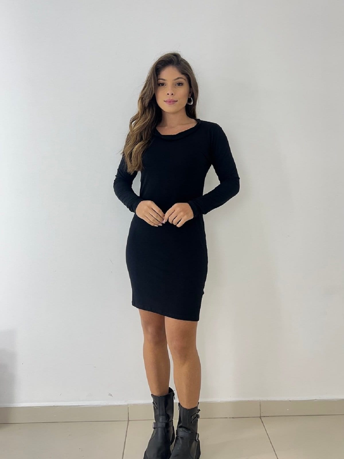 Vestido Visco Curto Manga Longa