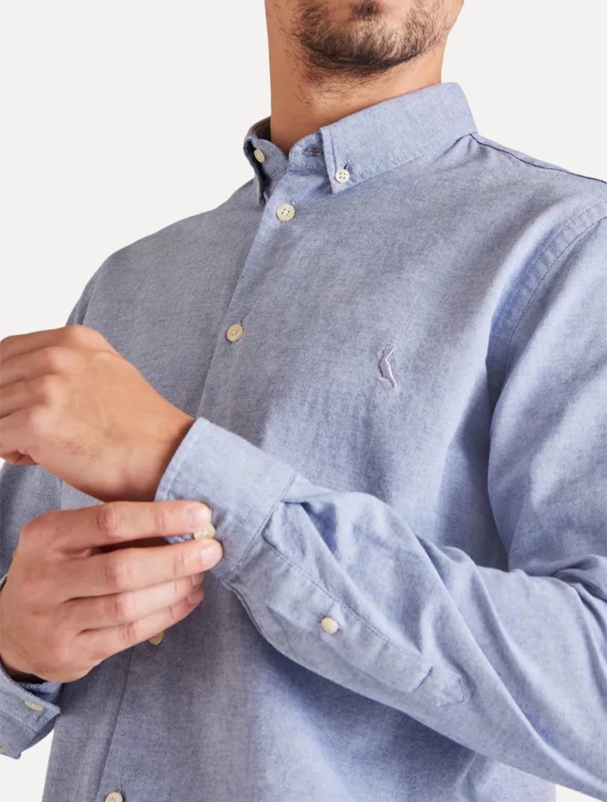 Vista 2 Camisa Reserva Masculina Oxford Color Icon Royal Mescla Reserva azul