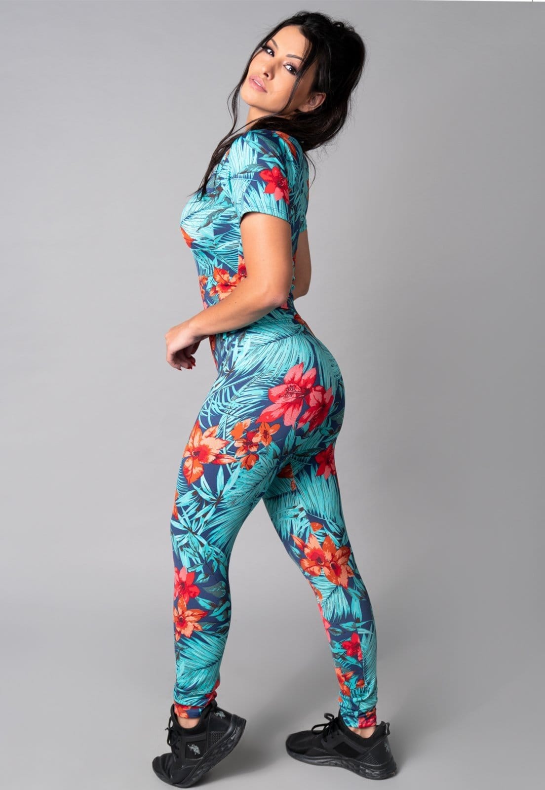 Vista 2 Macacão MVB Modas Longo Feminino Manga Curta Fitness Suplex Amazônia Mvb Modas azul/estampado/multicolorido/verde