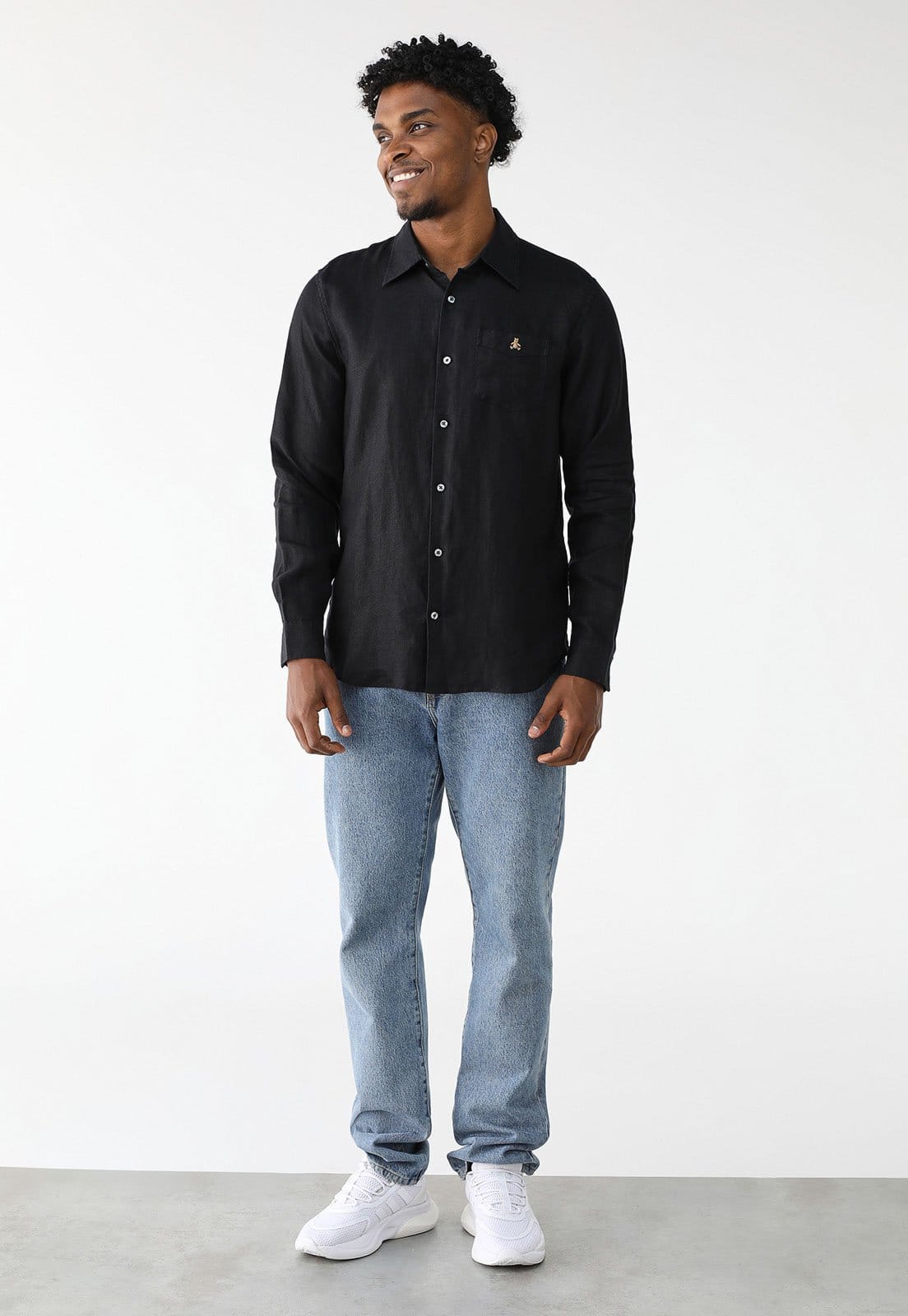 Vista 2 Camisa GAP Reta Lisa Preta GAP preto