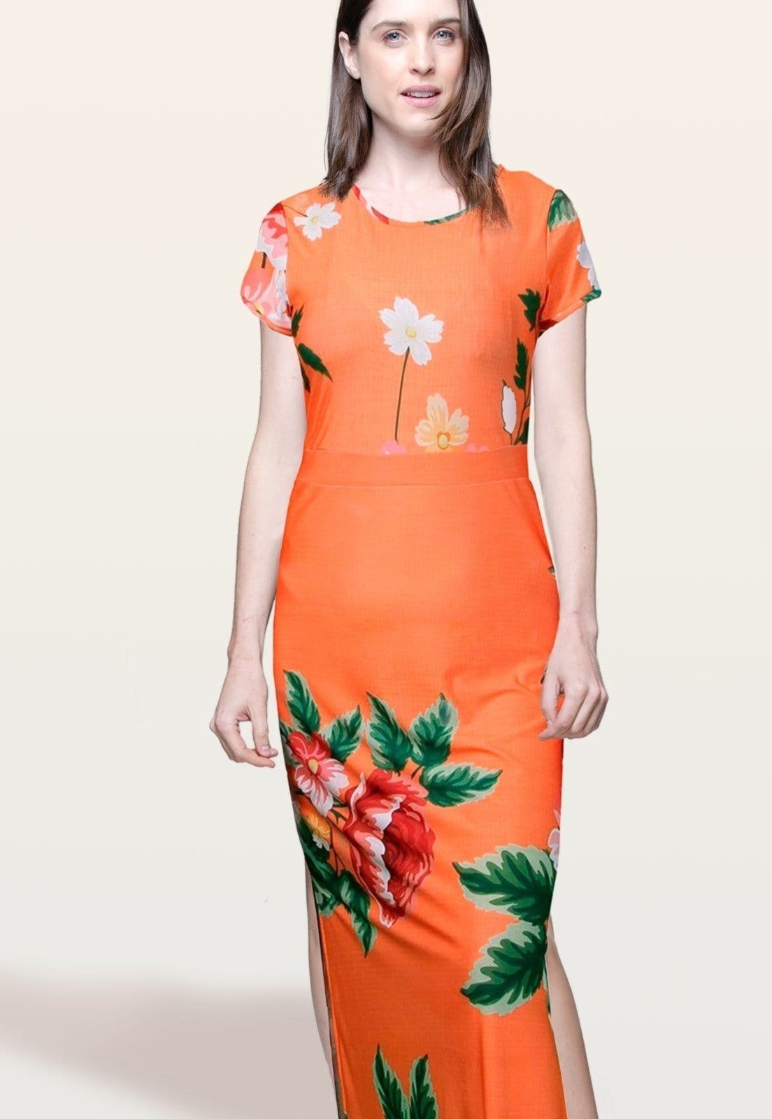 Vestido Longo Fendas Mangas Curtas Malha Fria com Elastano Estampa Exclusiva Flor Fundo