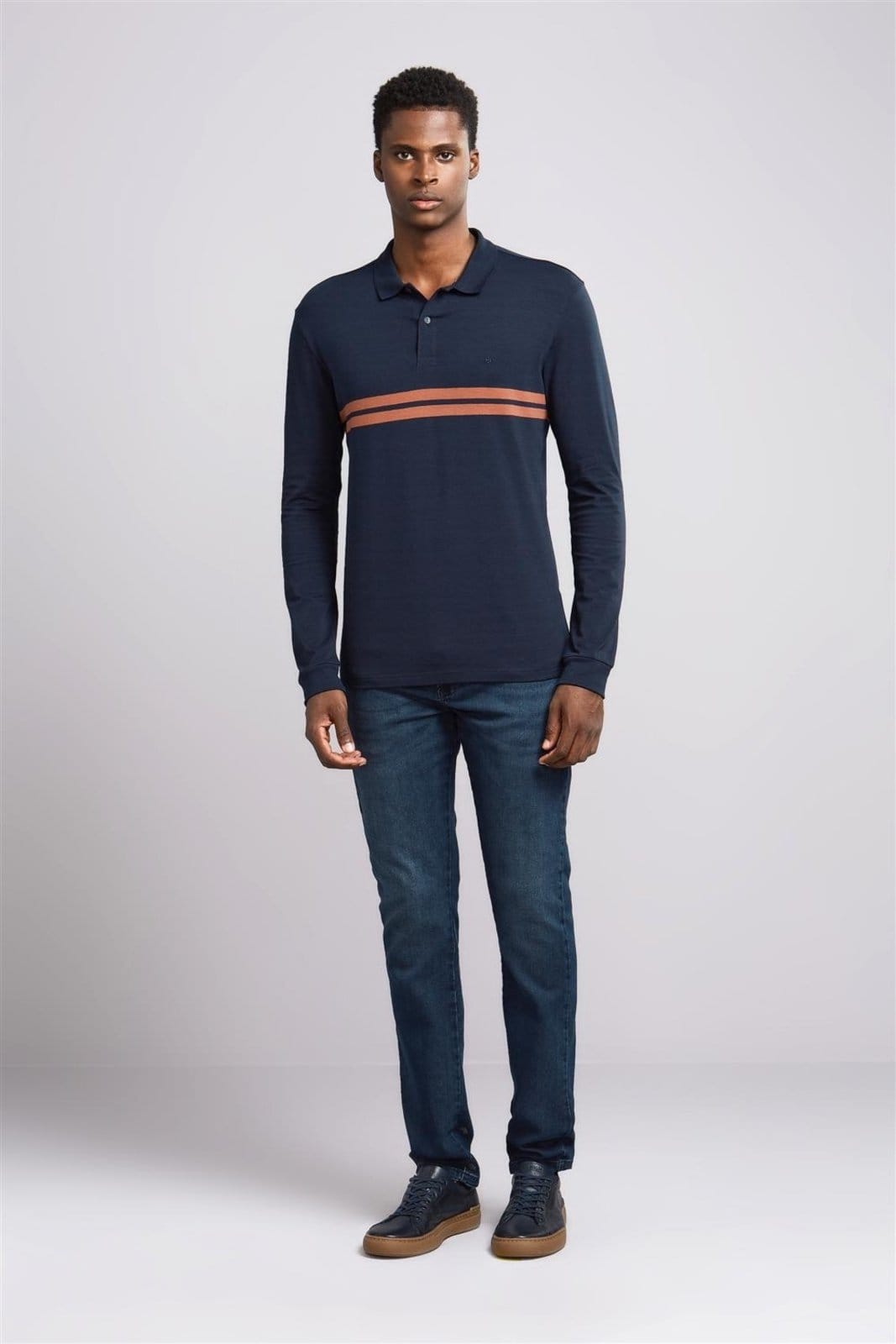 Vista 2 HIGHSTIL Polo Manga Longa Malha Slim Fit Marrom Avelã HIGHSTIL azul marinho