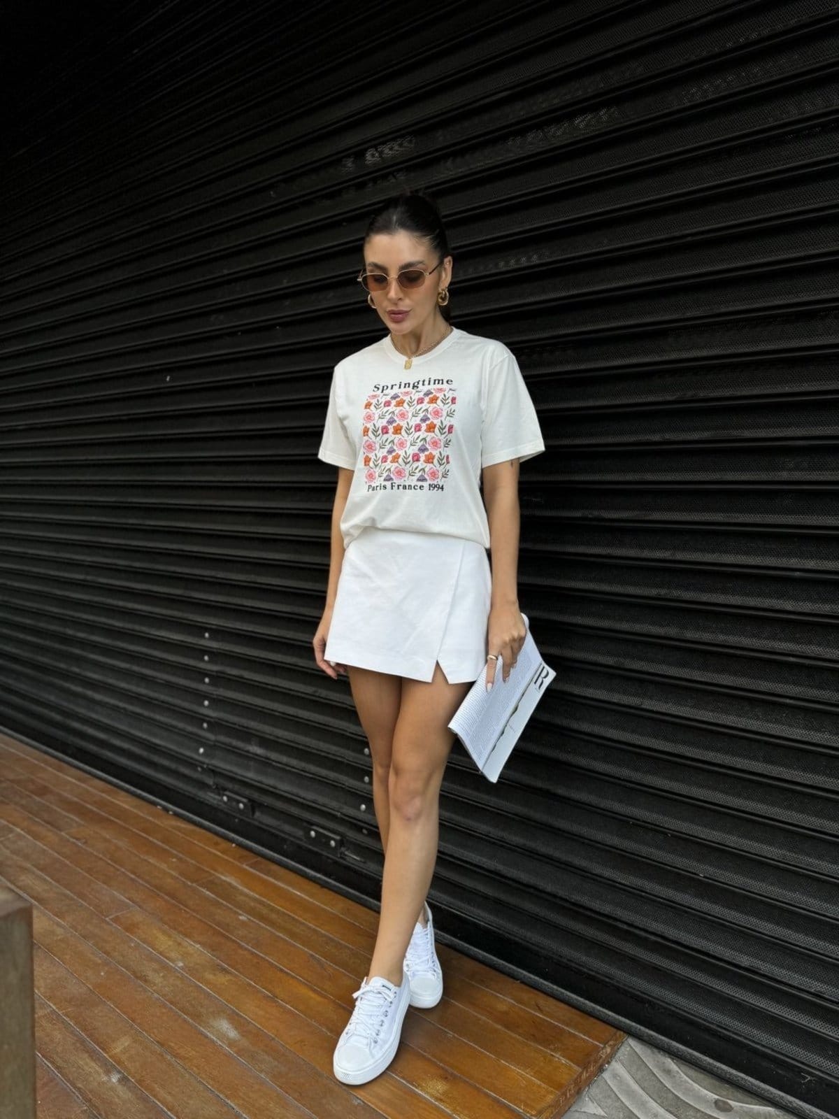 Vista 2 Camiseta Cianitas Off Estampa Springtime Cianitas off-white