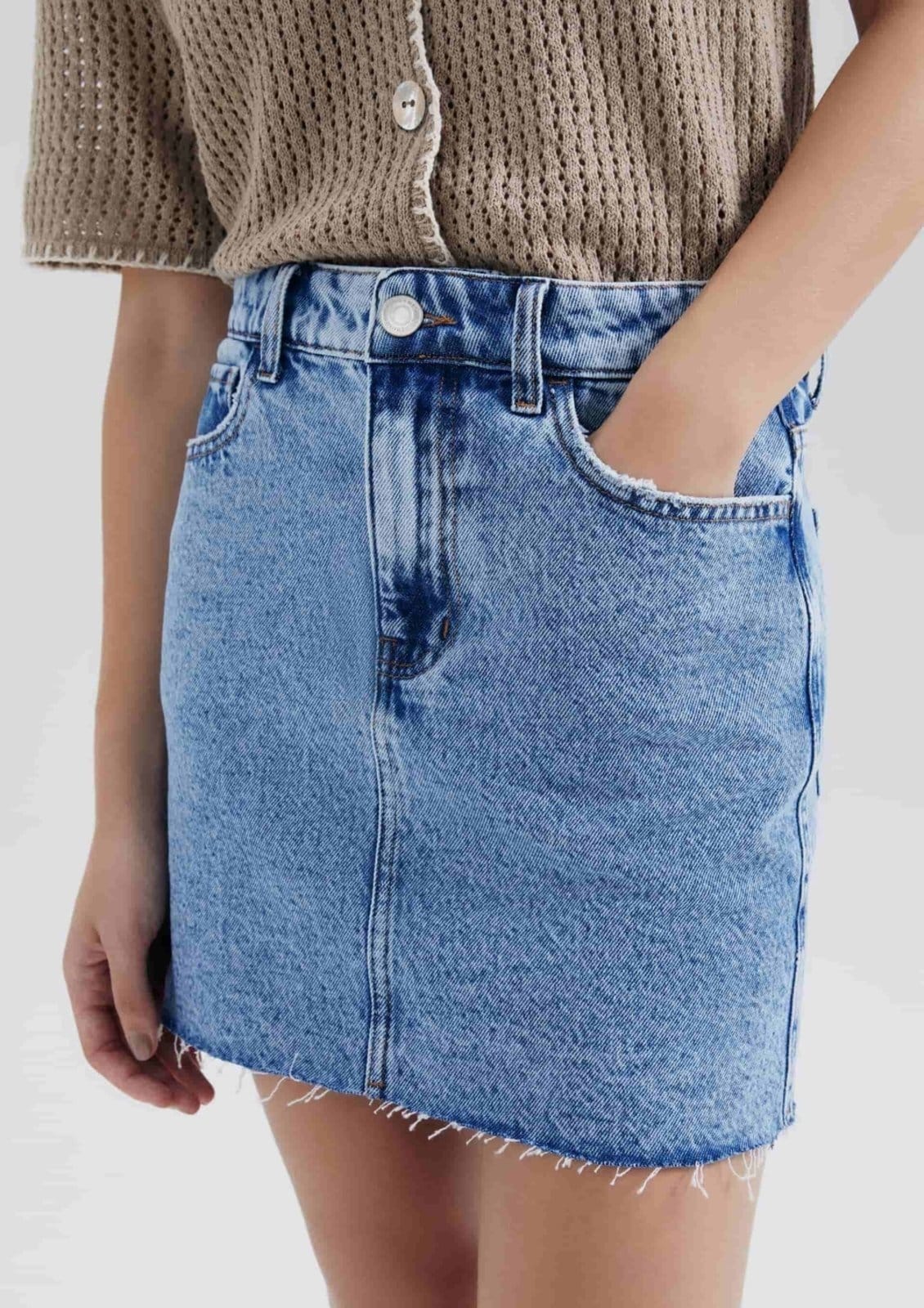 Saia Jeans Cintura Média Barra A Fio