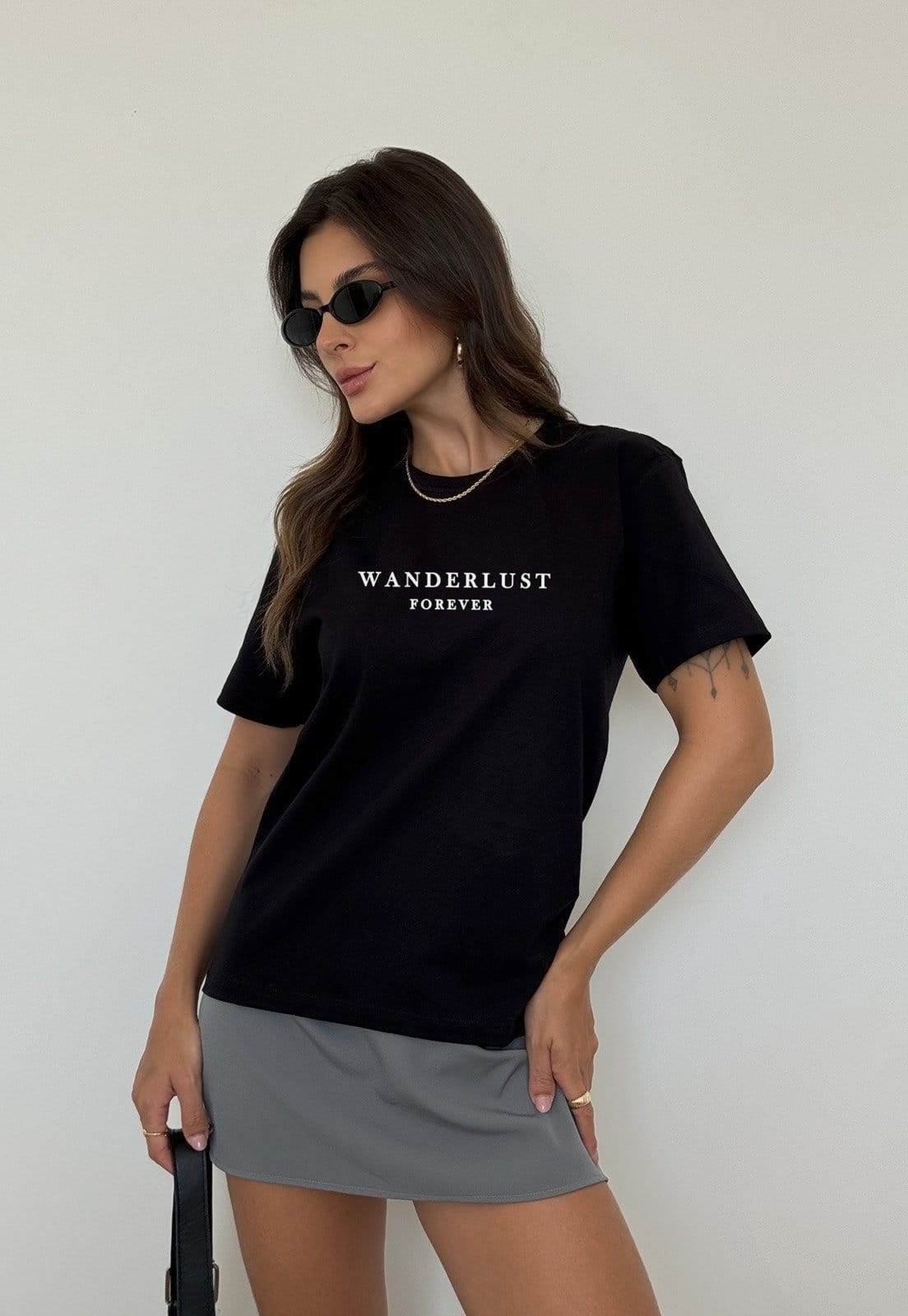 Vista 2 Camiseta Cianitas Preta Estampa Wanderlust Cianitas preto