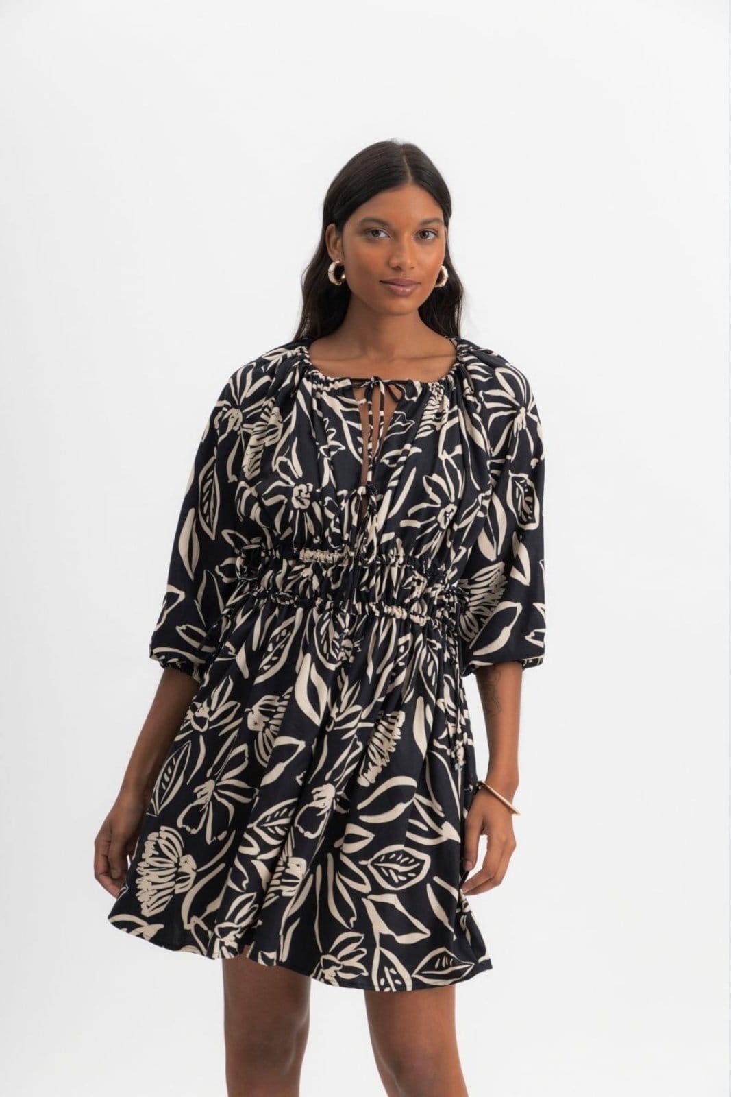 Vestido feminino floral Essendi