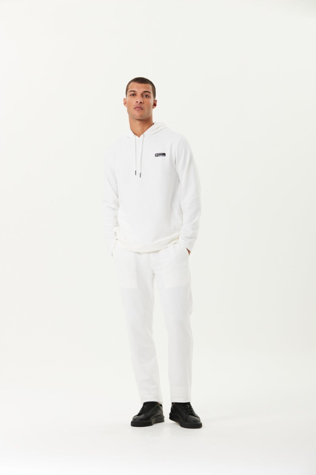 Blusão Moleton Traymon Com Capuz Off White