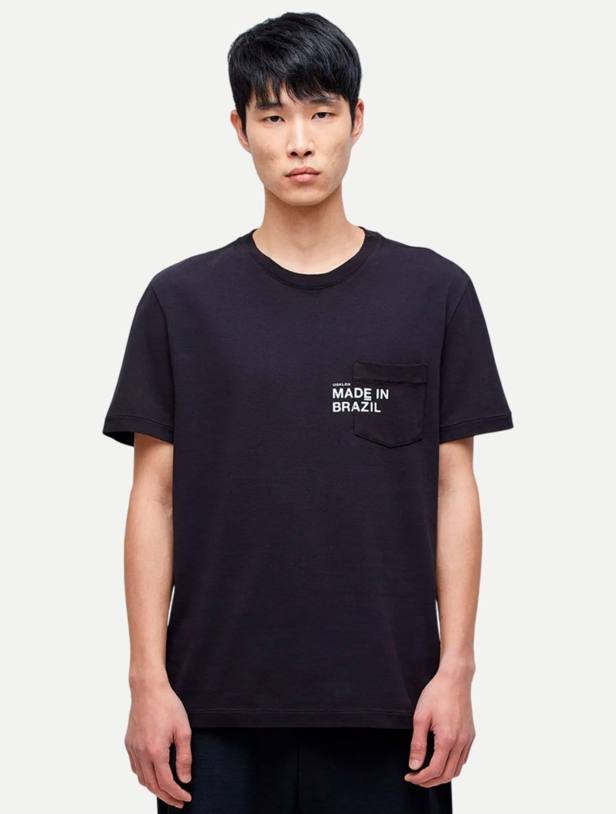 Camiseta Osklen Regular Pocket Preta