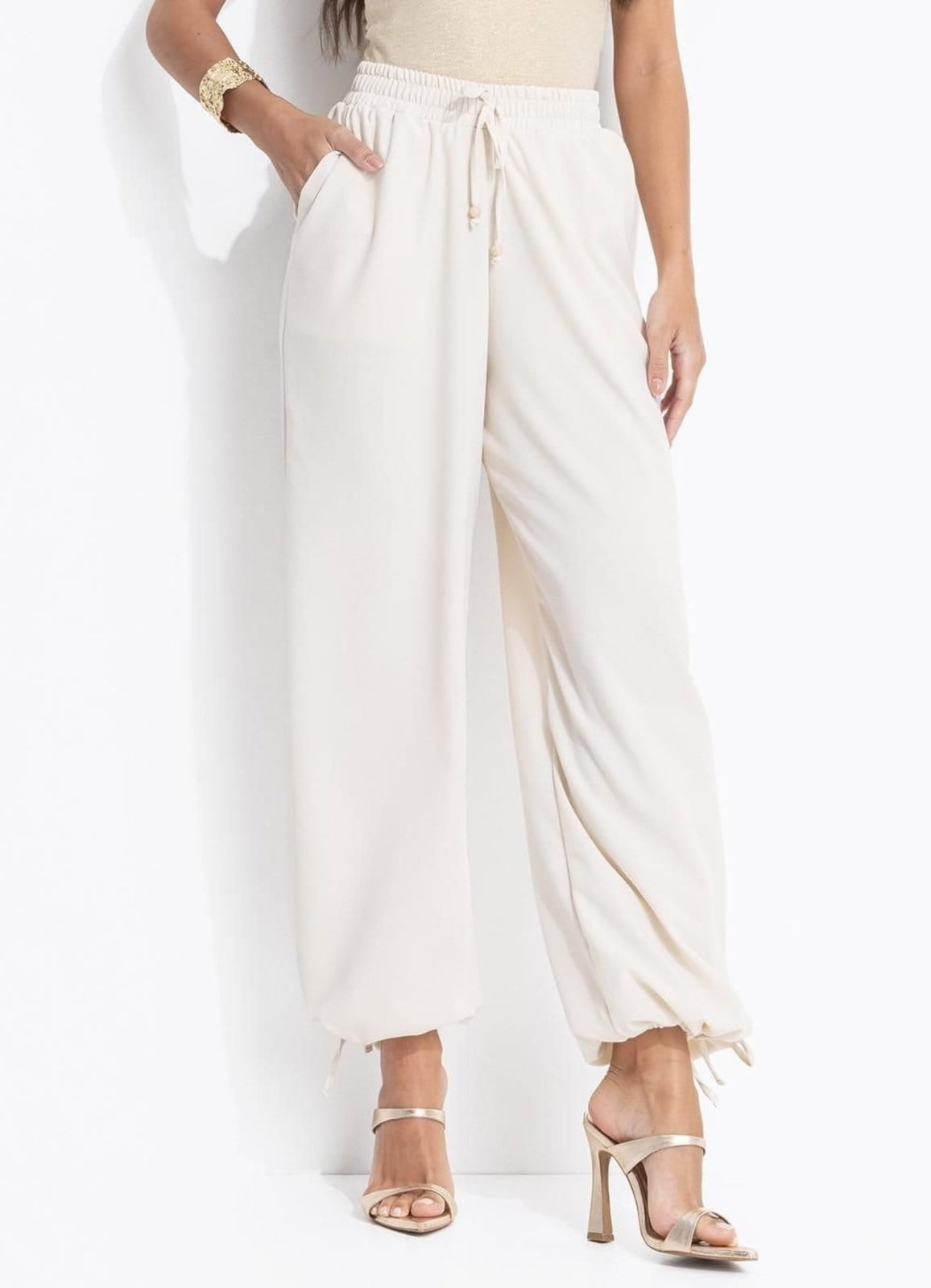 Calça Aladim Em Crepe Plano