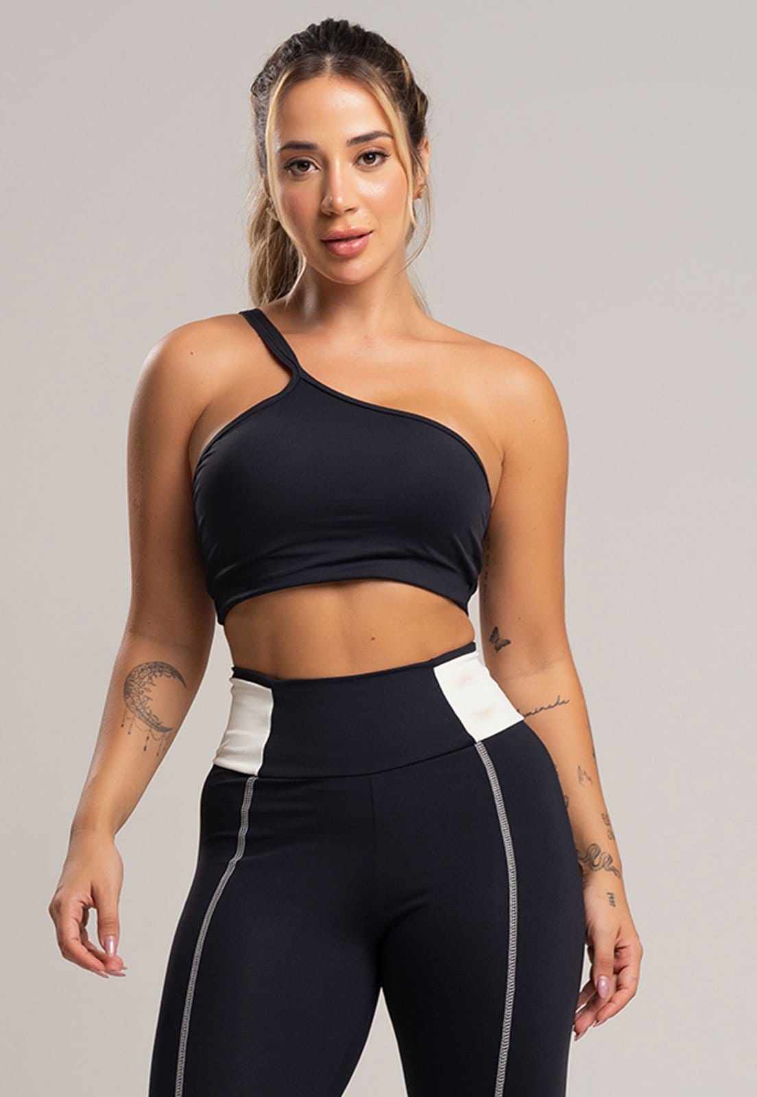 Vista 2 Top Cropped MVB Modas Fitness Duplo Alcinha Poliamida Mvb Modas preto