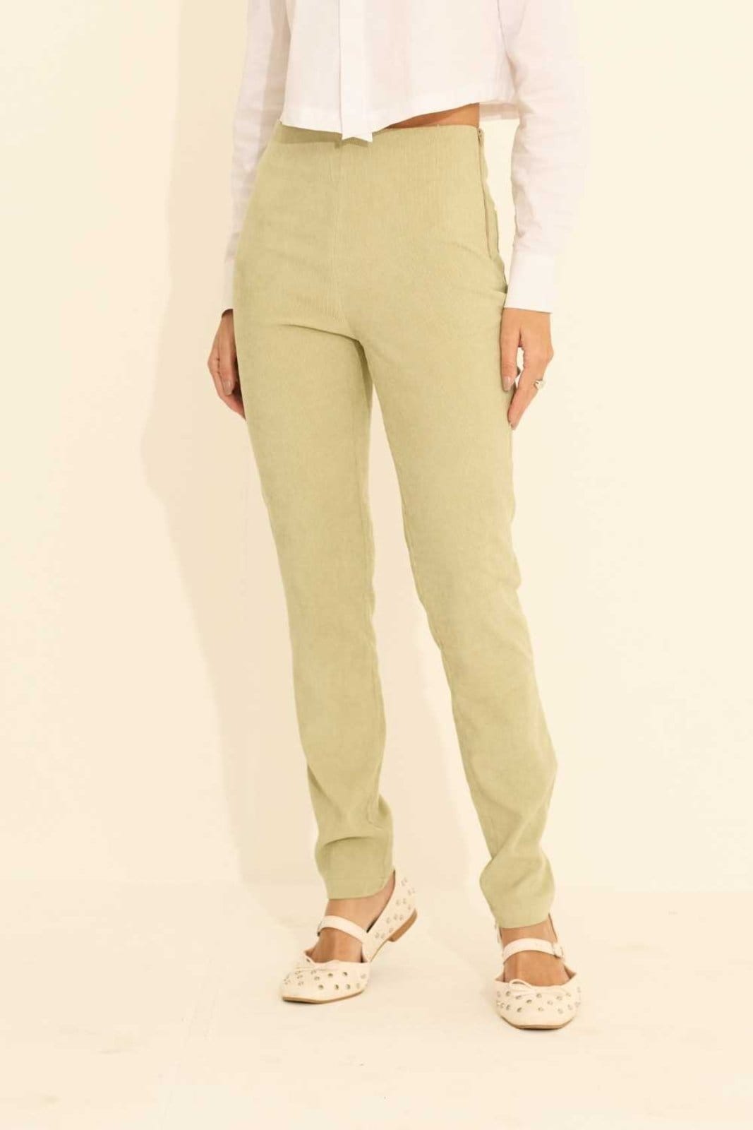 Vista 2 Calça Vanibele Veludo Pistache Vanibele verde