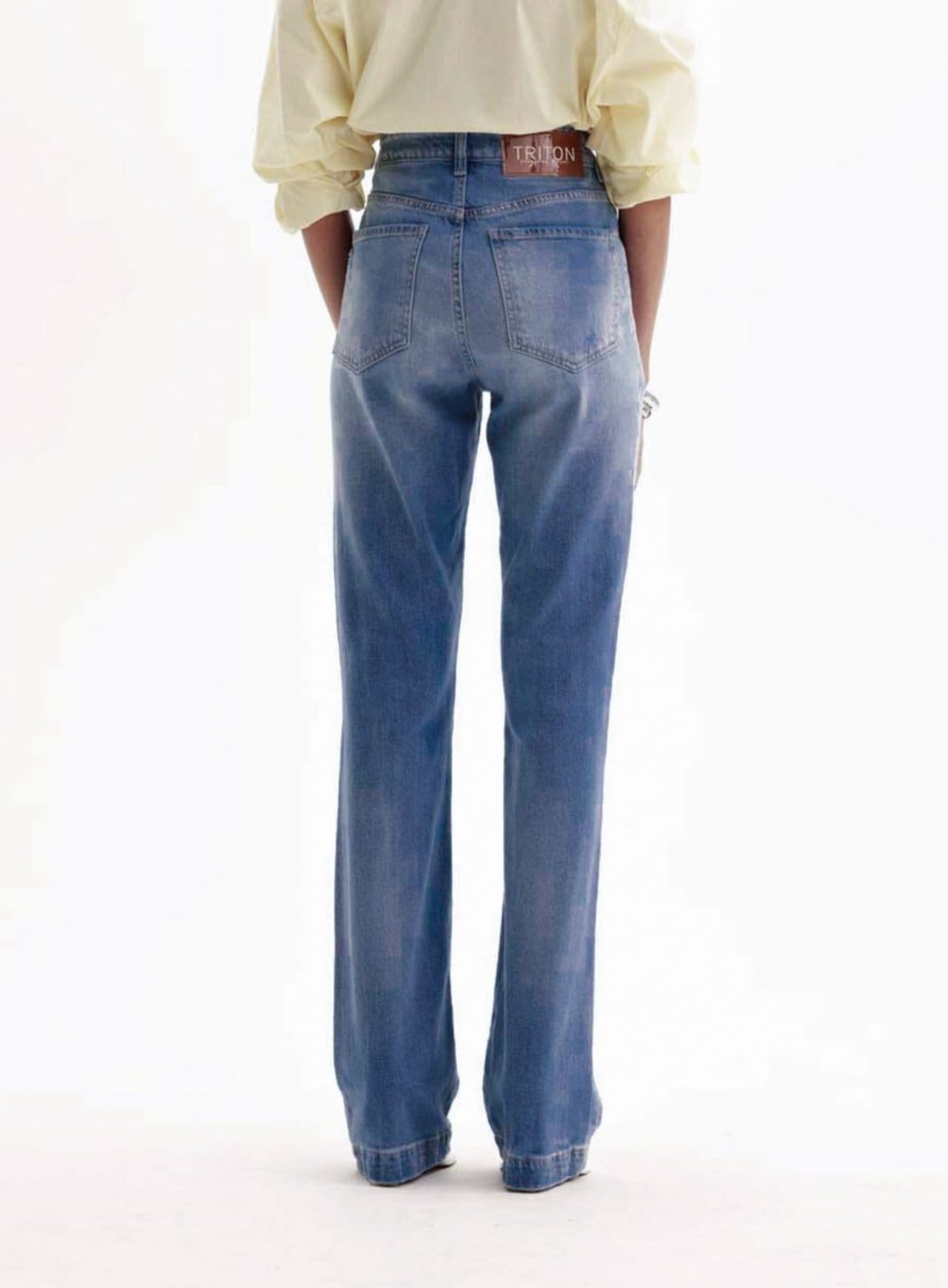 Vista 2 Calça Jeans Feminina com Puídos - Camila Triton azul