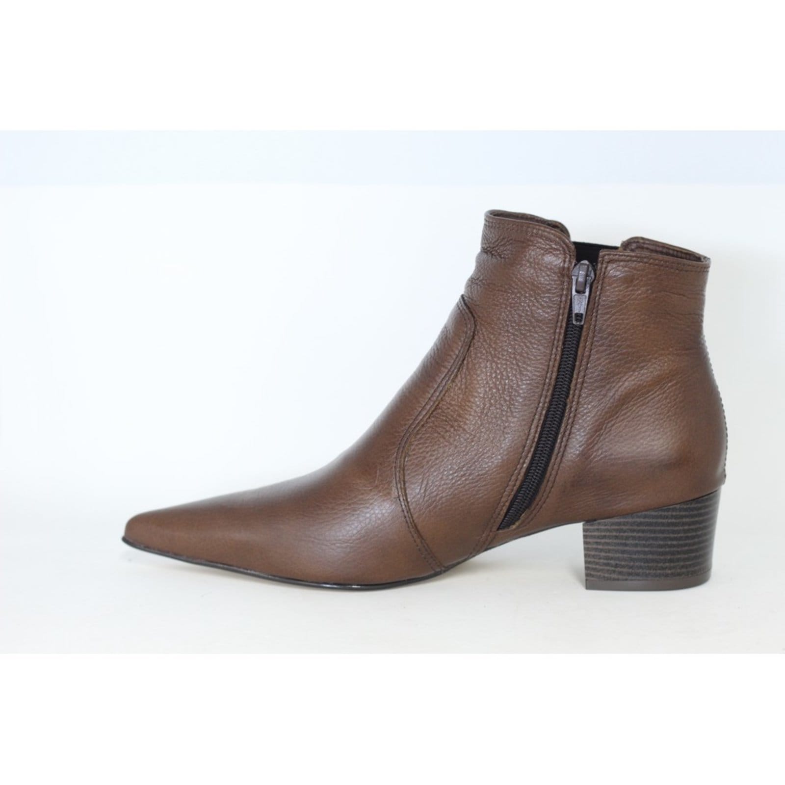Vista 2 Bota Feminina Chelsea Cano Curto Couro Salto 4 CM Spinelli caramelo