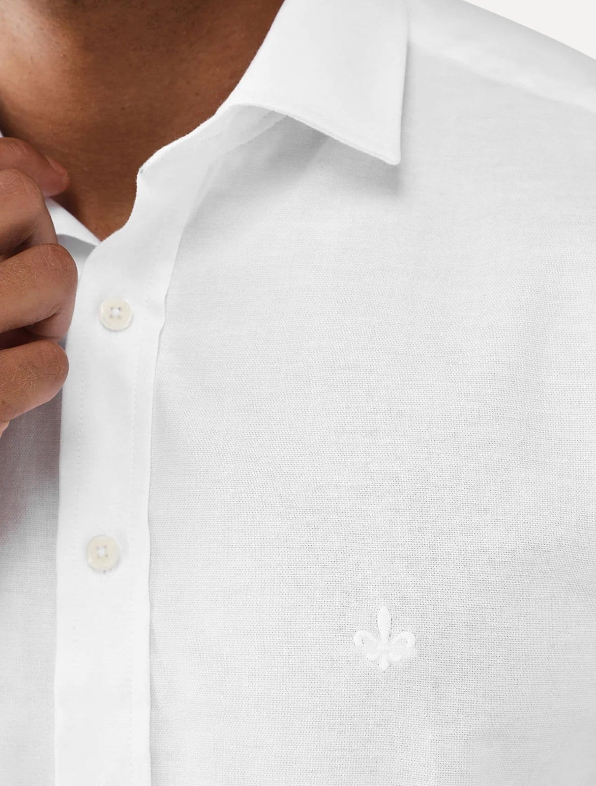 Vista 2 Camisa Dudalina Masculina Slim Fitt Superfine Cotton Light Logo Lisa Branca Dudalina branco