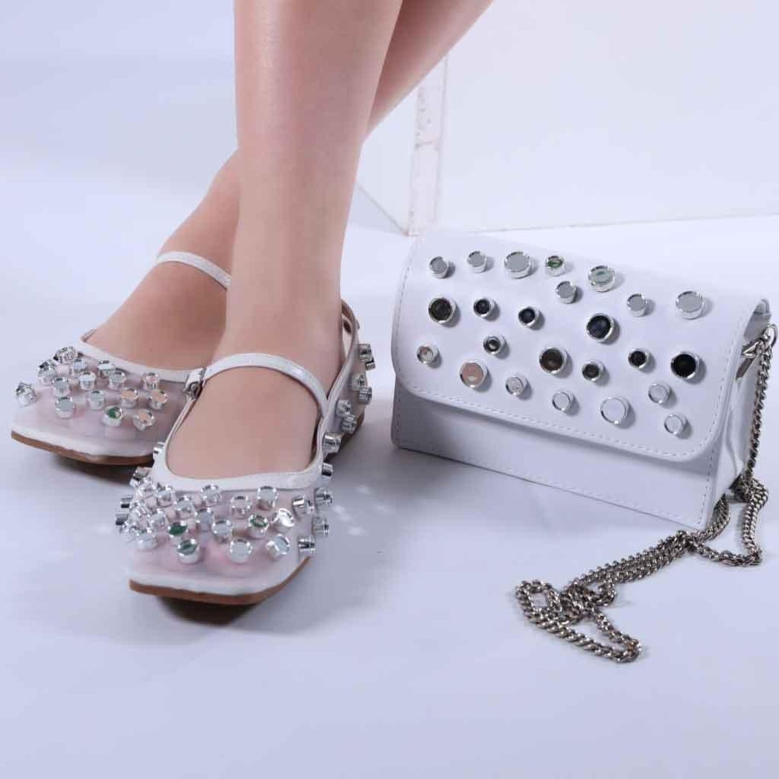 Sapatilha Feminina Zariff com Maxi Esferas 2017-6331 Branco - 2