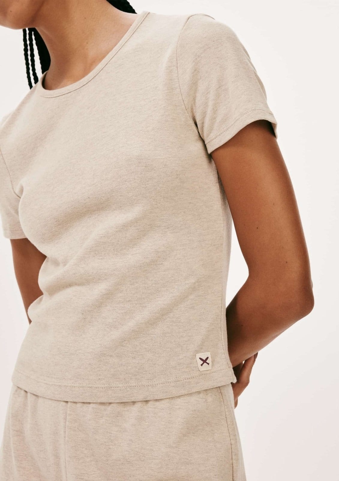 Vista 2 Pijama Curto Feminino Em Ribana Canelada Hering HERING INTIMATES bege