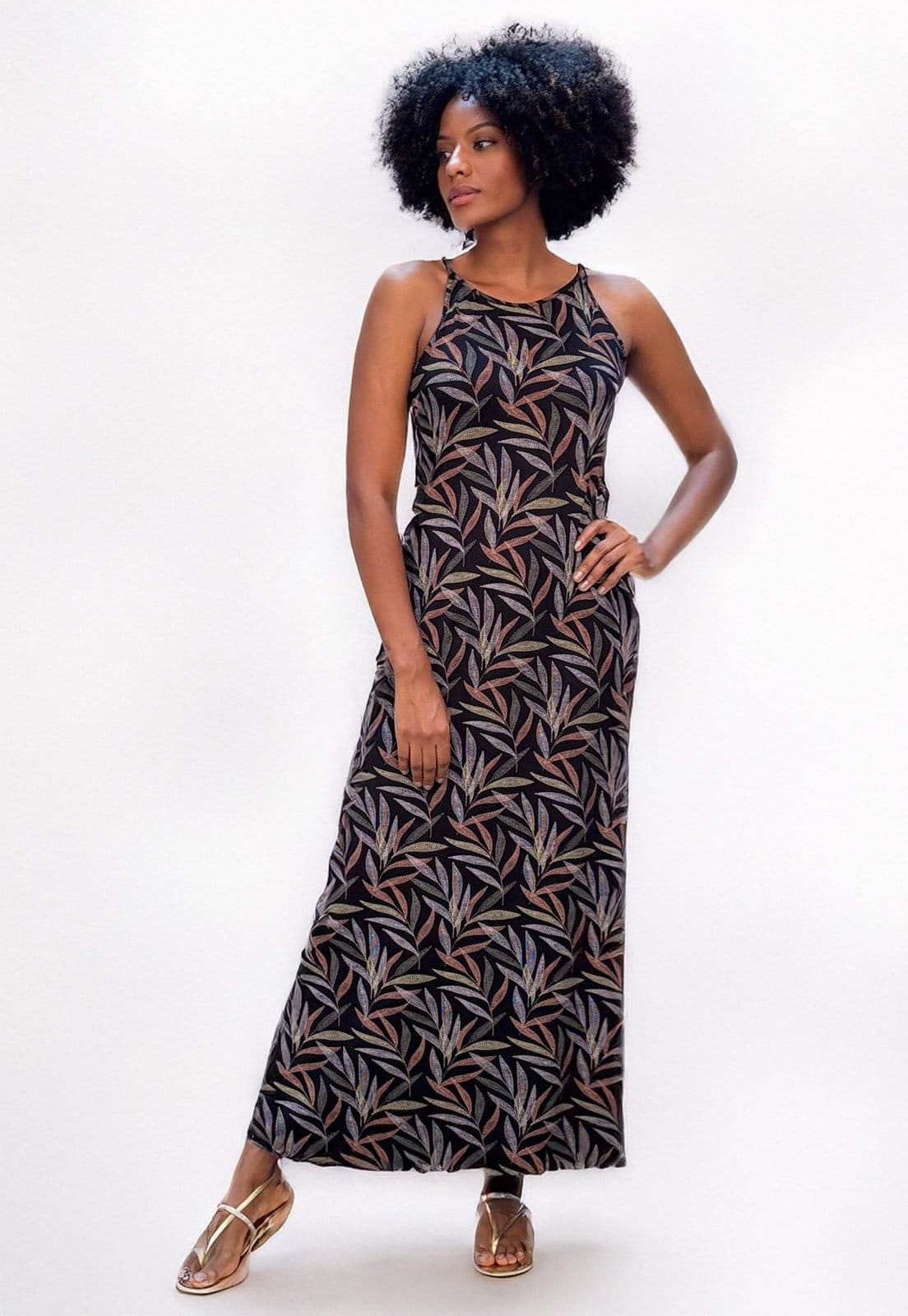 Vista 2 Vestido Longo Cabanafree Jennifer Malha Trapézio com Bolso Estampa Folhagem Cabanafree estampado/floral/preto