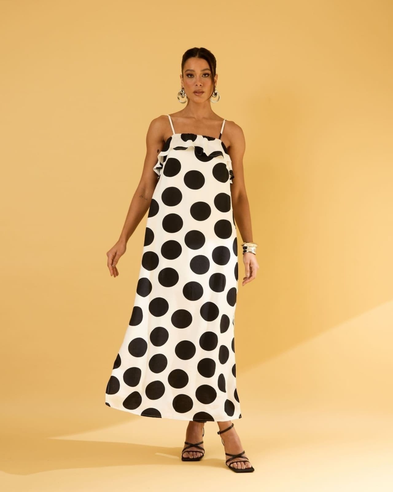 Vestido Poá Feminino Midi Com Alça Casual Branco Lemier Collection