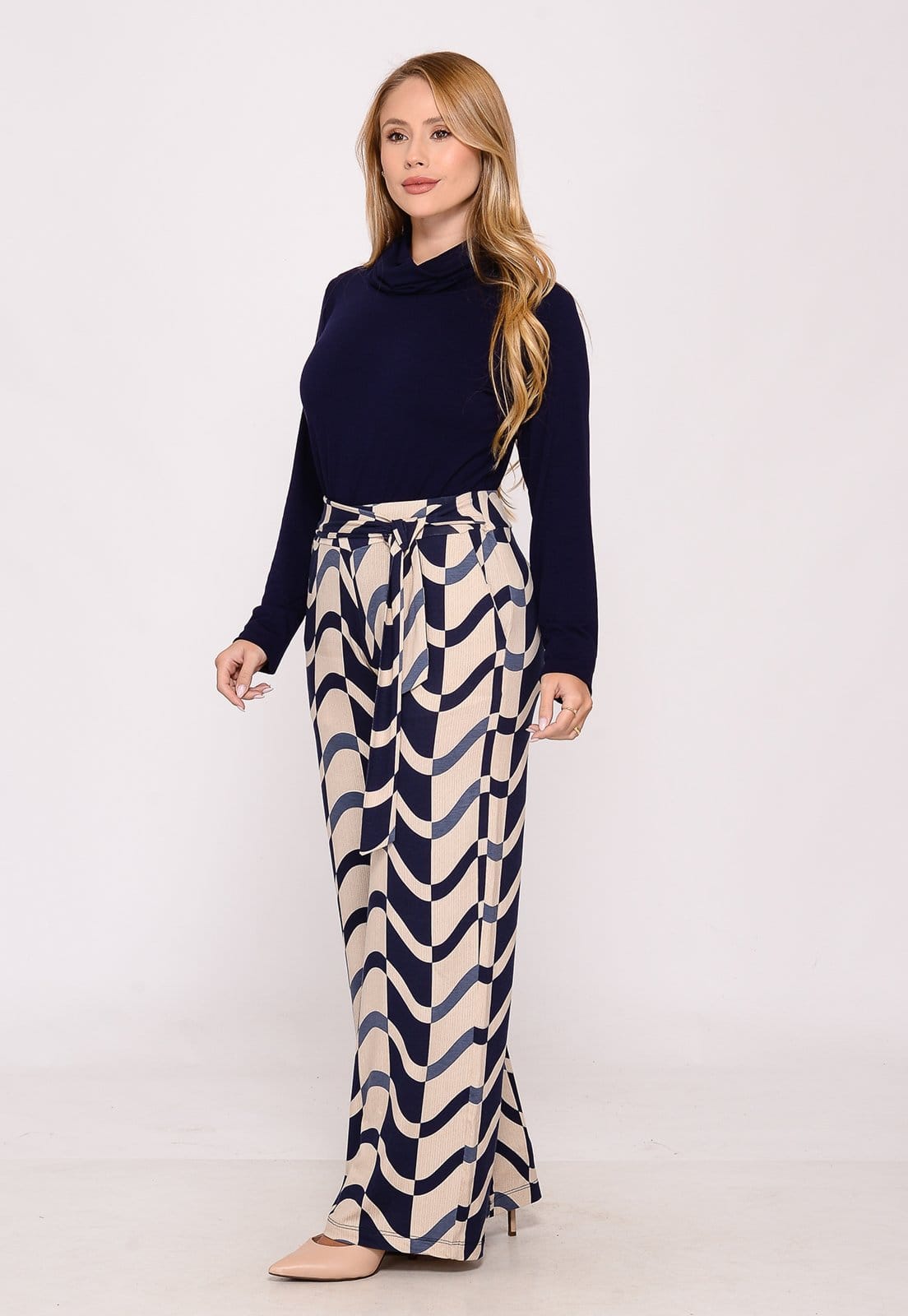 Vista 2 Calça Pantalona Cós largo Bolsos BBonnie Sheila Bege BBonnie azul