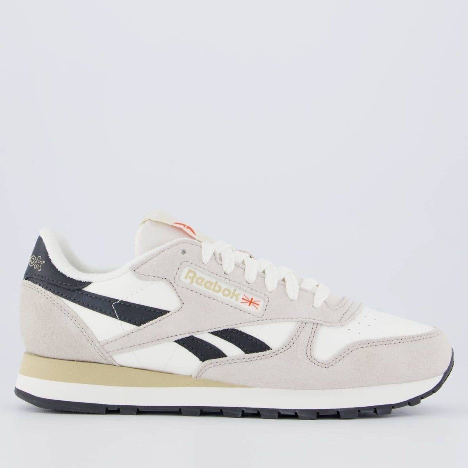 Tênis Reebok Classic e Branco