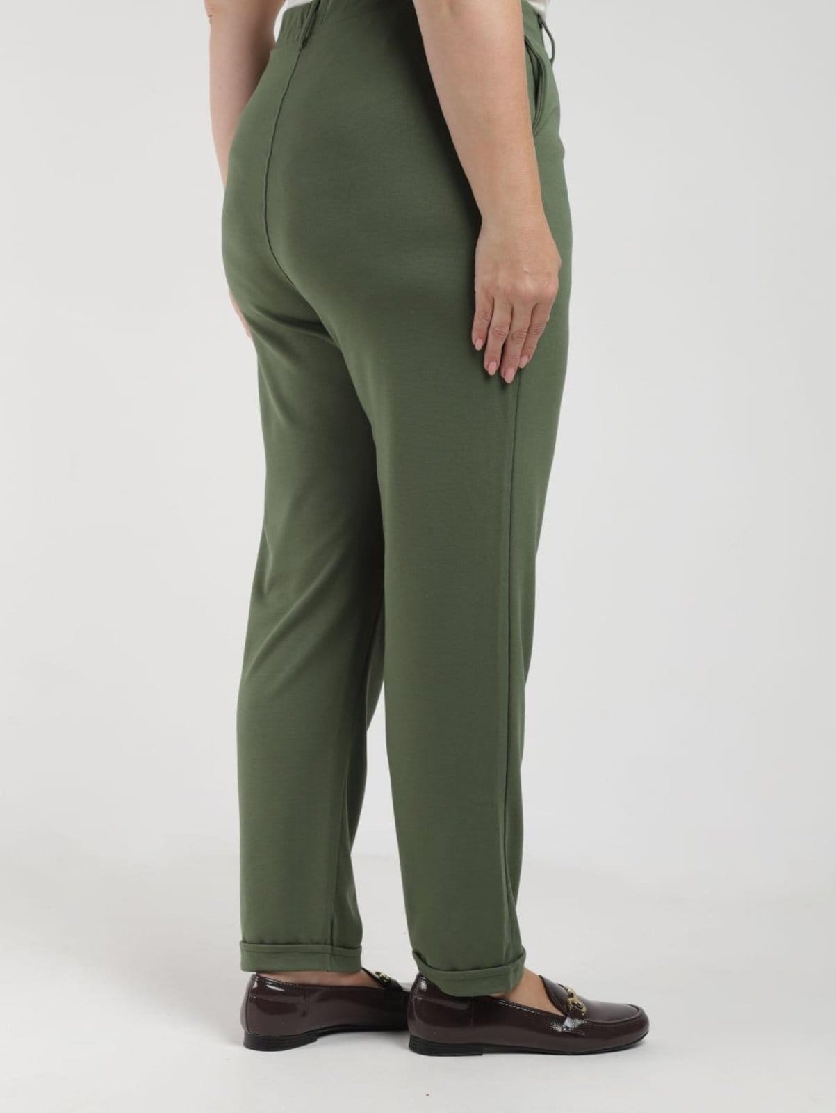 Vista 2 Calça Reta Autentique Plus Size Feminina Autentique verde