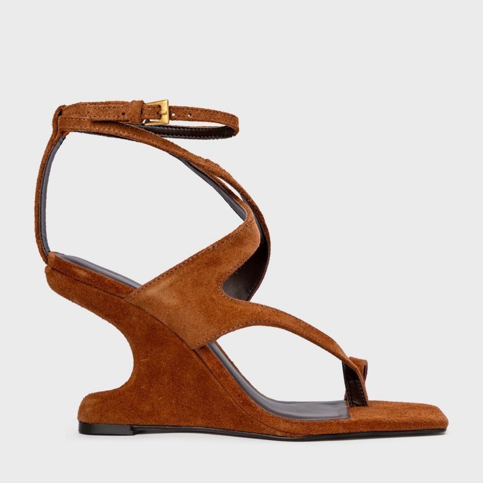 Sandãlia Anabela Carrano 994003