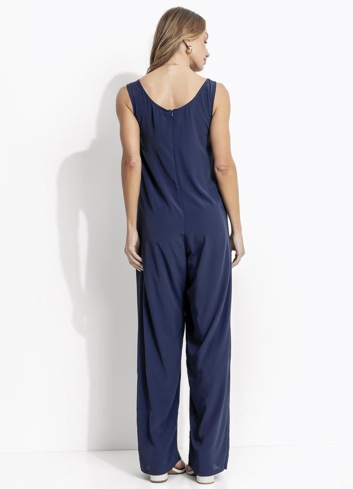 Vista 2 Macacão Em Crepe Plano Marinho Quintess azul