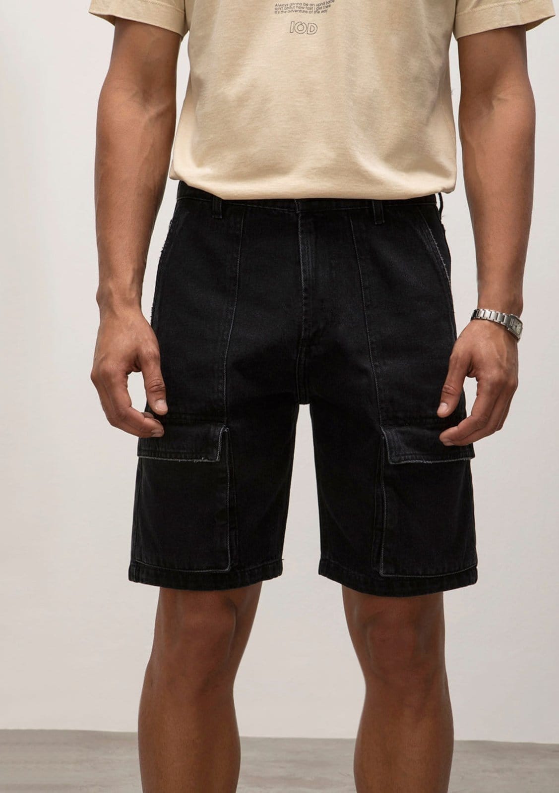 Vista 2 Bermuda Iódice Com Recortes IÓDICE preto