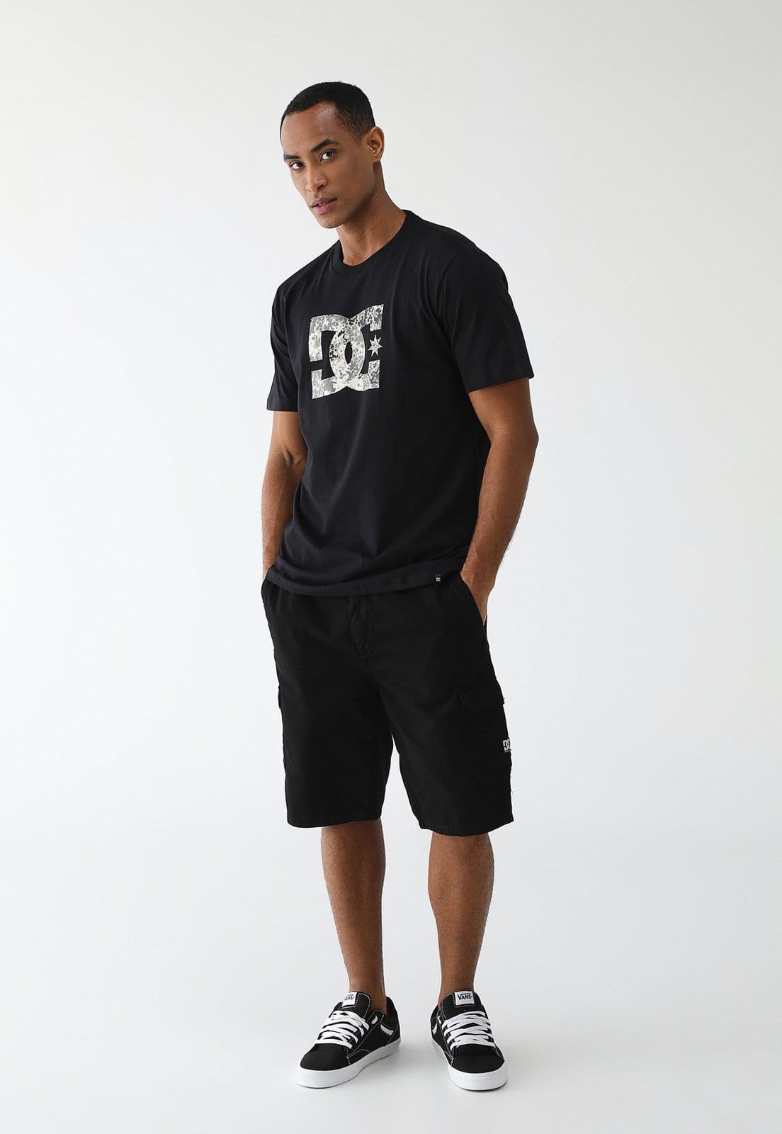 Vista 2 Bermuda DC Shoes Reta Worker Cargo Preta DC Shoes preto