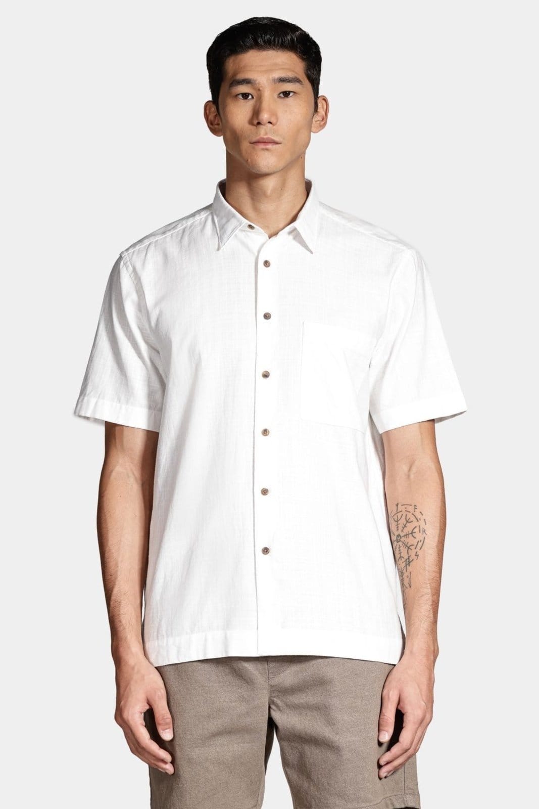 Camisa Aramis Manga Curta Regular Maquinetada Rústica Branco