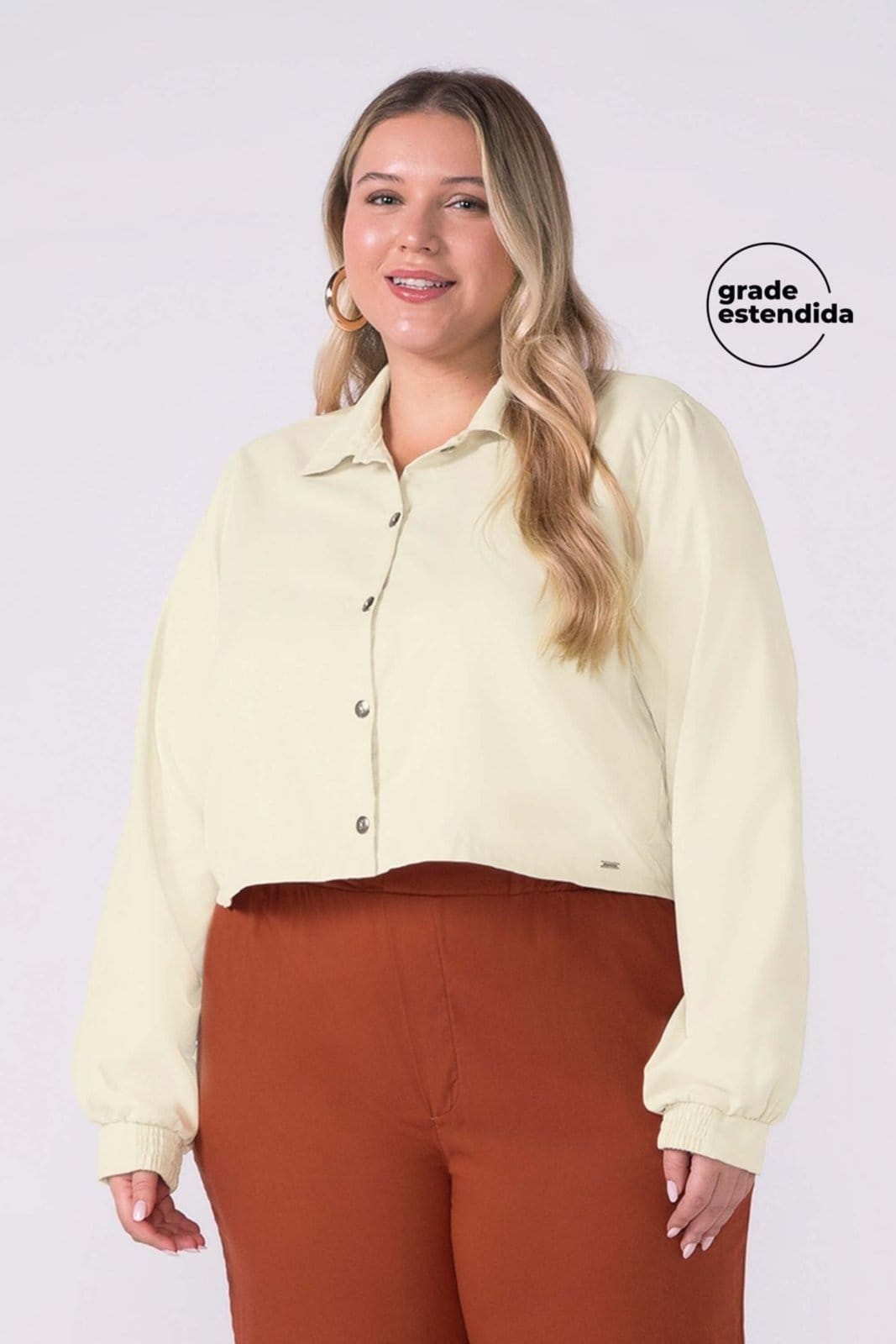 Camisa Feminina Alfaiataria Com Botões Marialícia