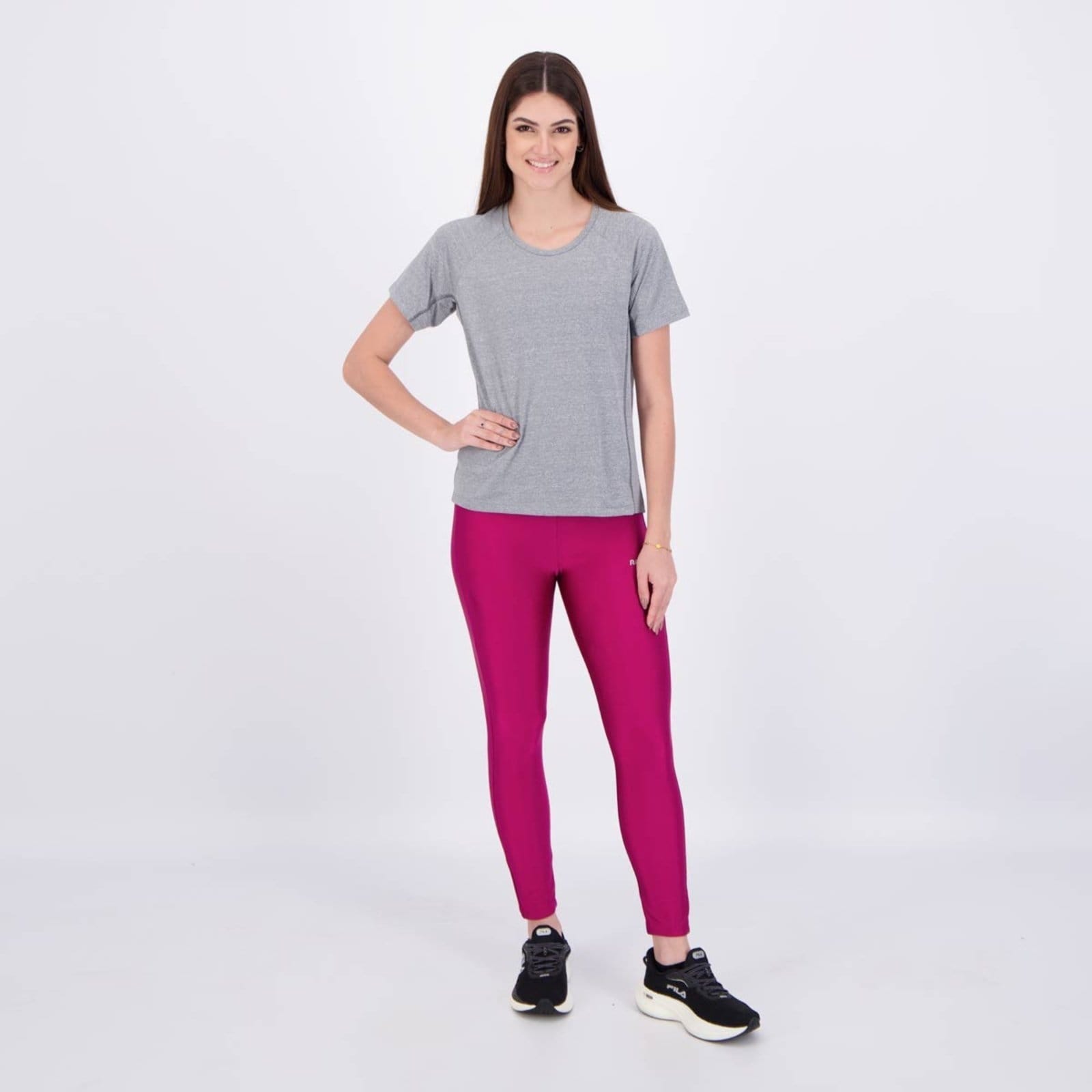 Vista 2 Conjunto Camiseta com Bolso e Calça Legging Rainha Femino e Roxa Rainha cinza