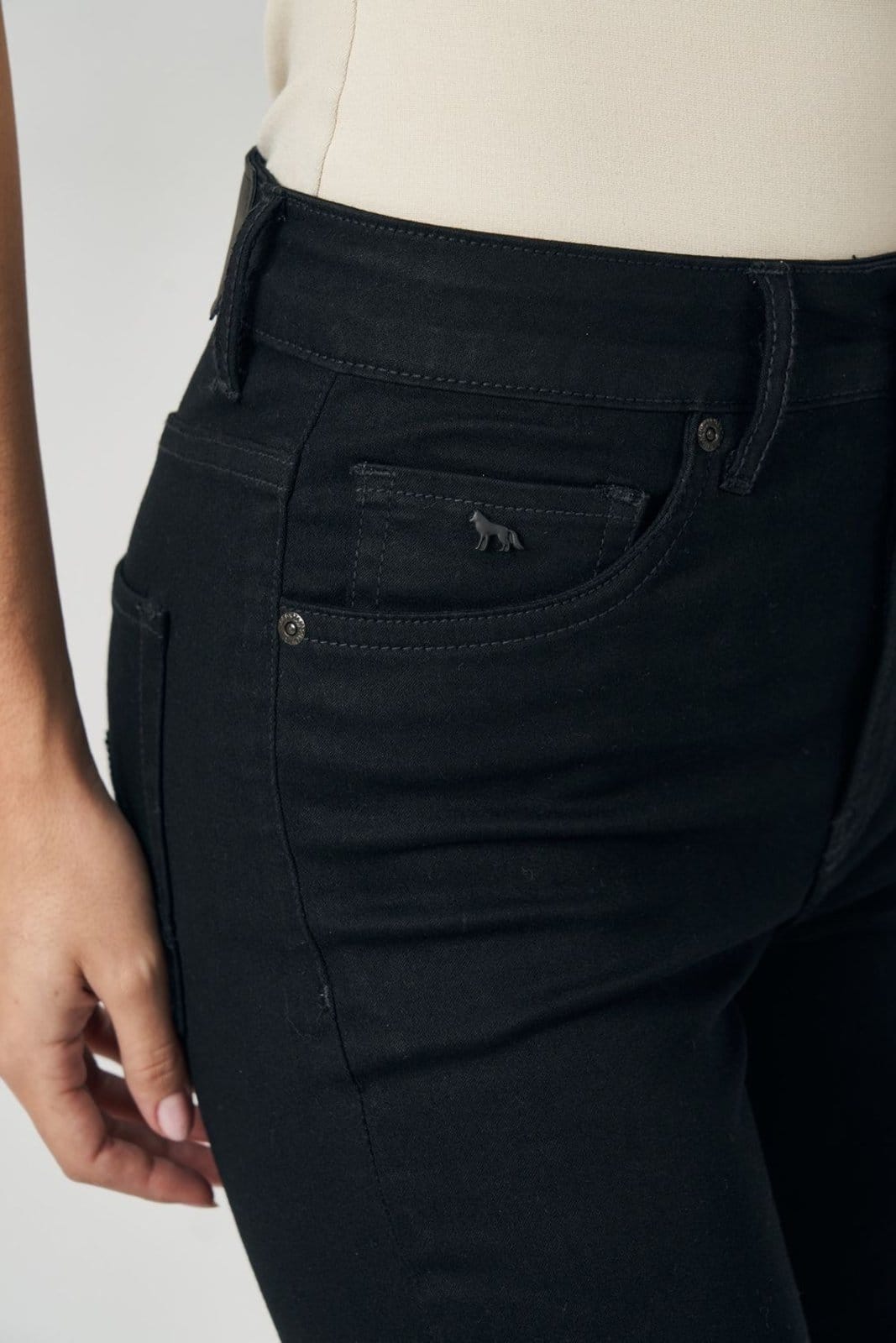 Vista 2 Calça Sarja Skinny Black Feminina Acostamento ACT FEMININO preto black