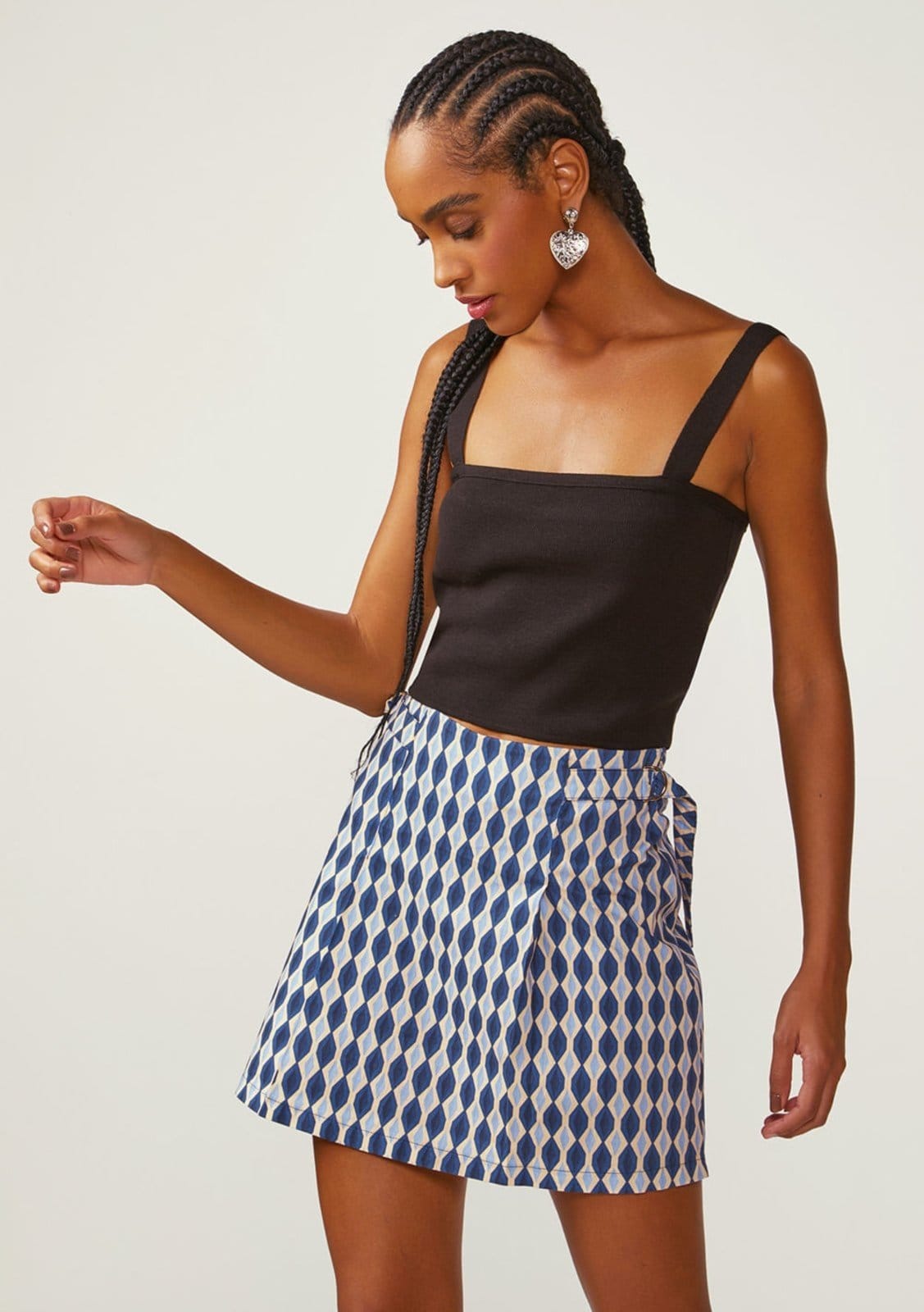 Saia Zinco Lápis Alta Curta