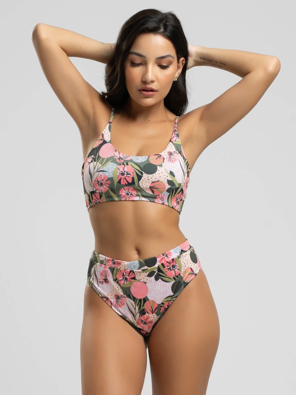 Vista 2 Biquini Faixa Calcinha Hot Pants Proteção Uv 50+ Vicbela Rosa Vicbela estampado/multicolorido/pink/rosa rosa