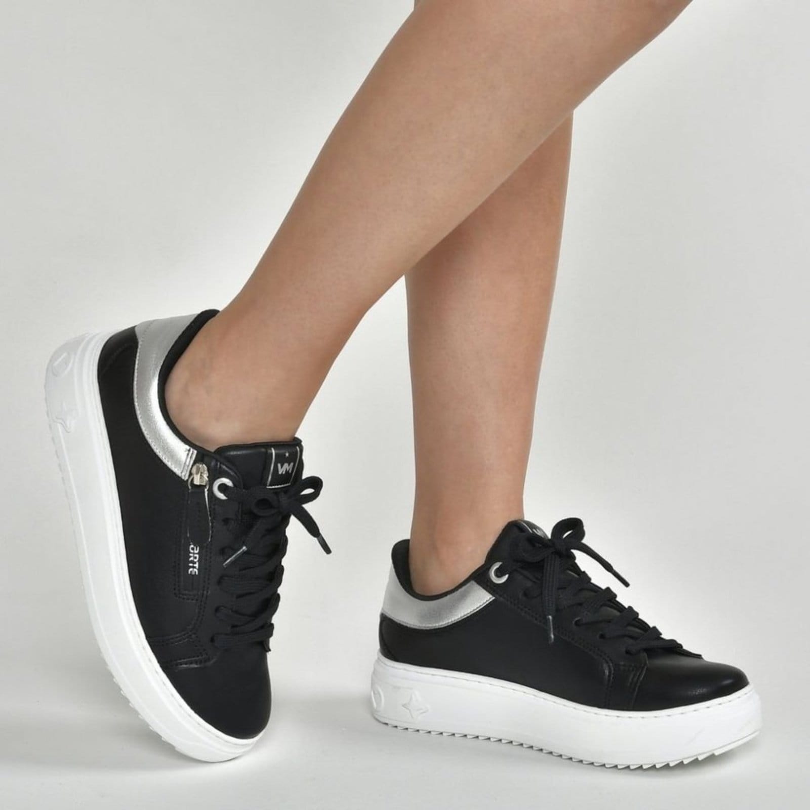 Vista 2 Tênis Via Marte Feminino Casual 206-001 Via Marte VIA MARTE preto