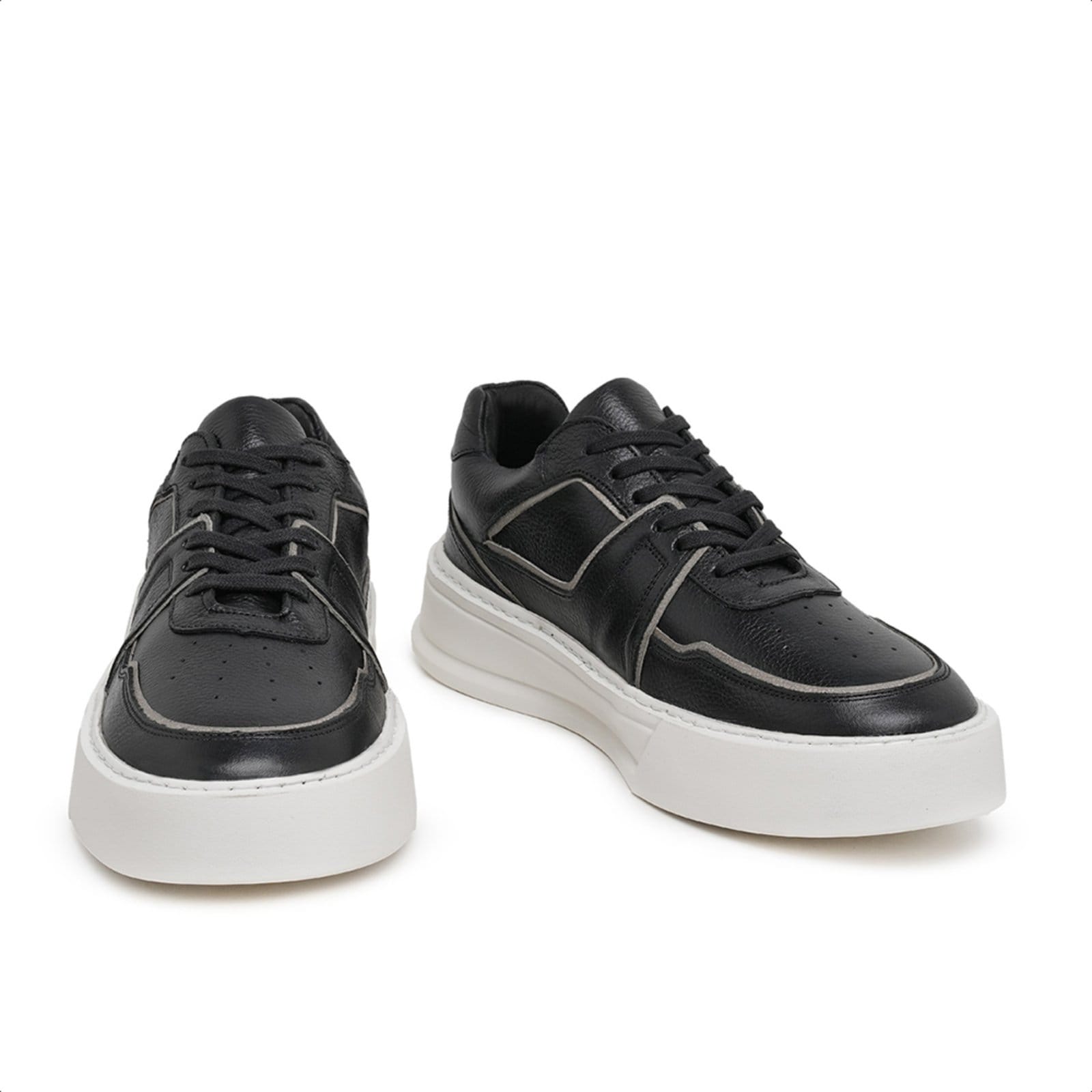 Vista 2 Sapatênis em Couro Malbork com sola Branca 028502P Malbork preto