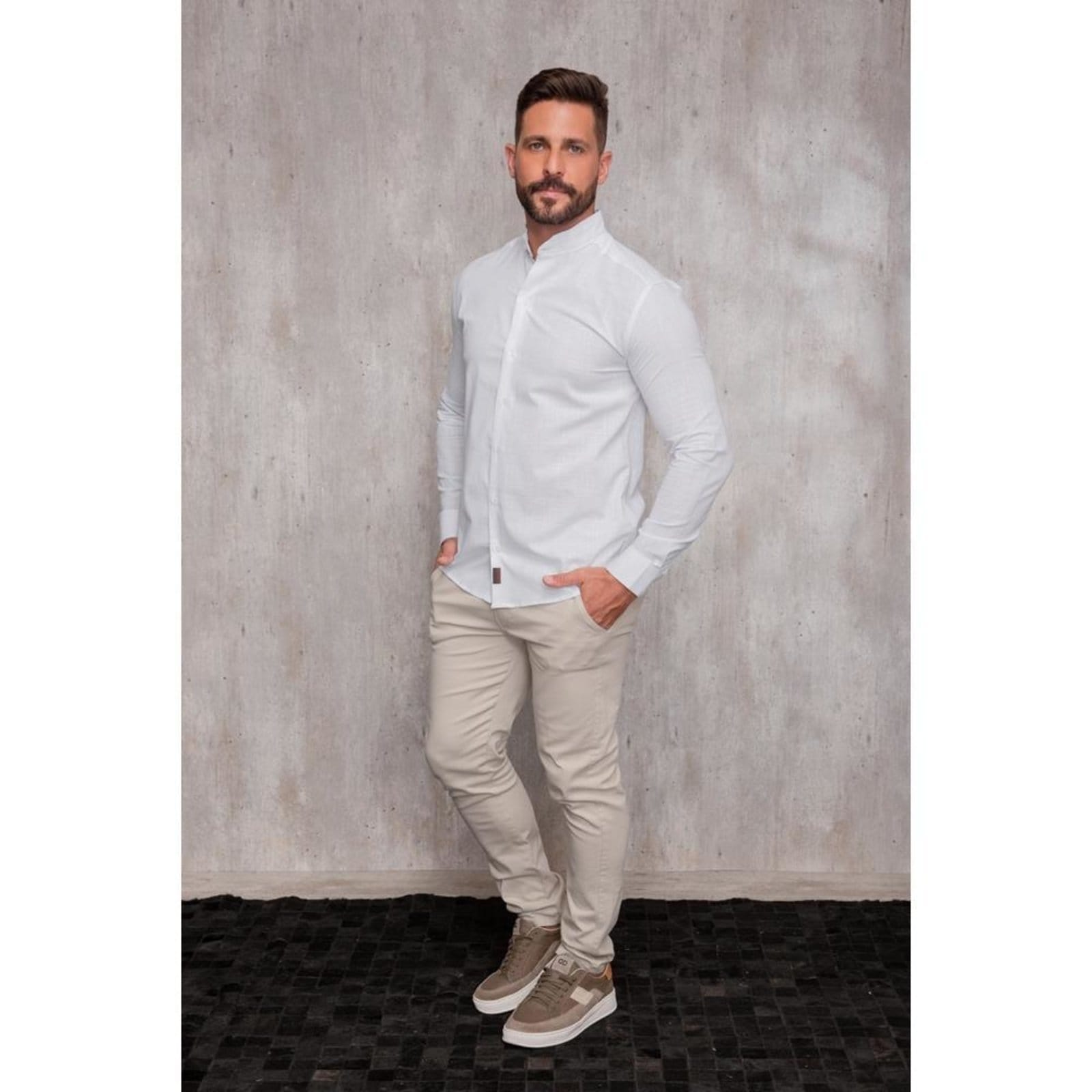 Vista 2 Camisa Masculina Linho Manga Longa Gola Padre Lisa Casual Azul Claro Branco TEODORO CAMISARIA branco azul