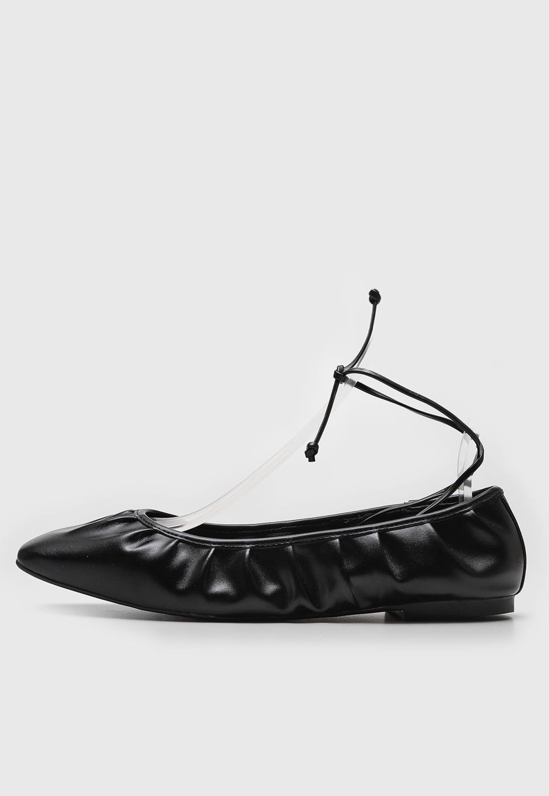 Sapatilha Via Mia Amarração Preta