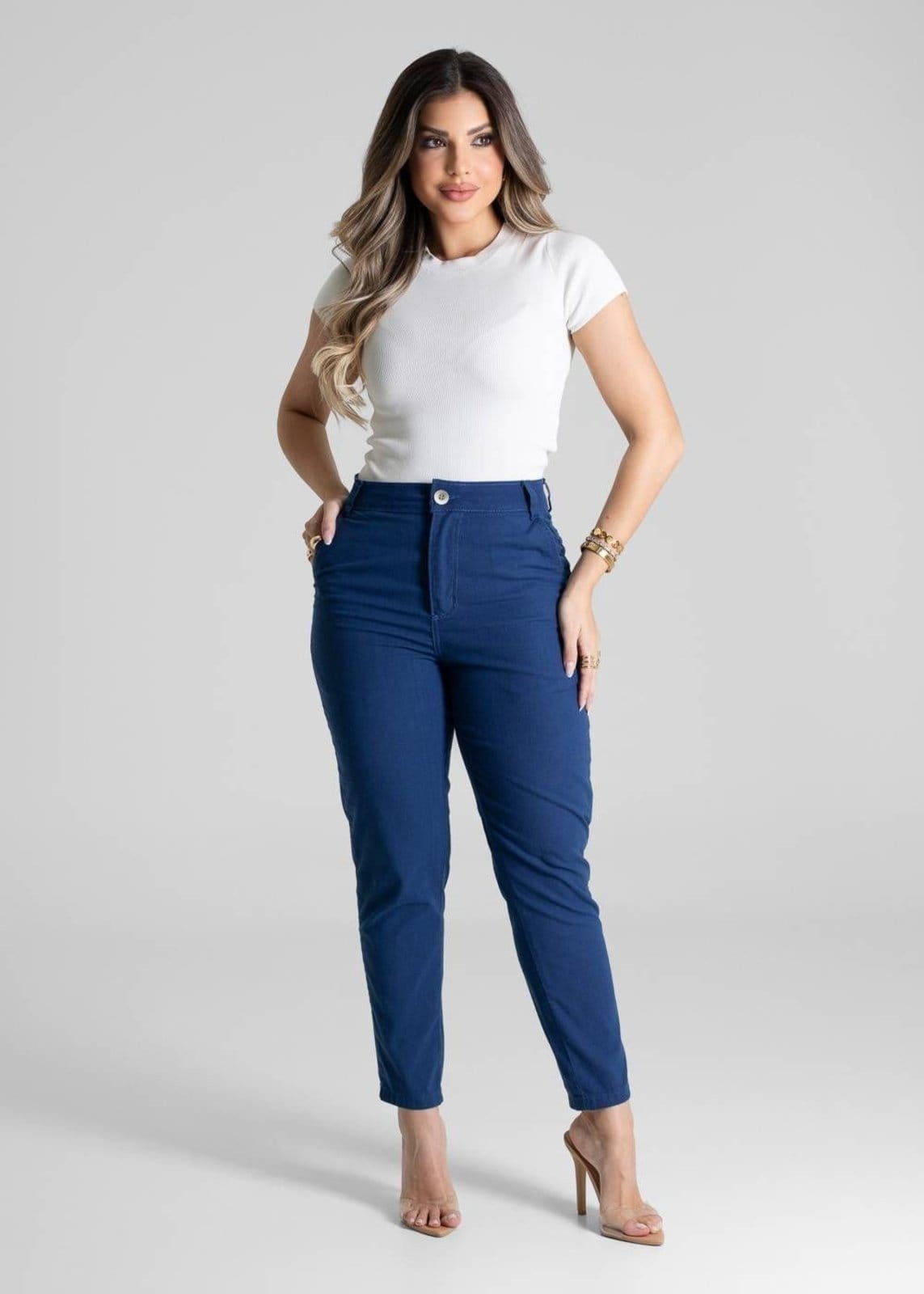 Vista 2 Calça Linho Sawary Mom - 281413 Sawary azul