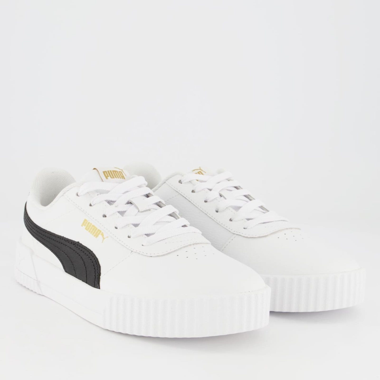 Vista 2 Tênis Puma Carina L BDP II Feminino e Preto Puma branco