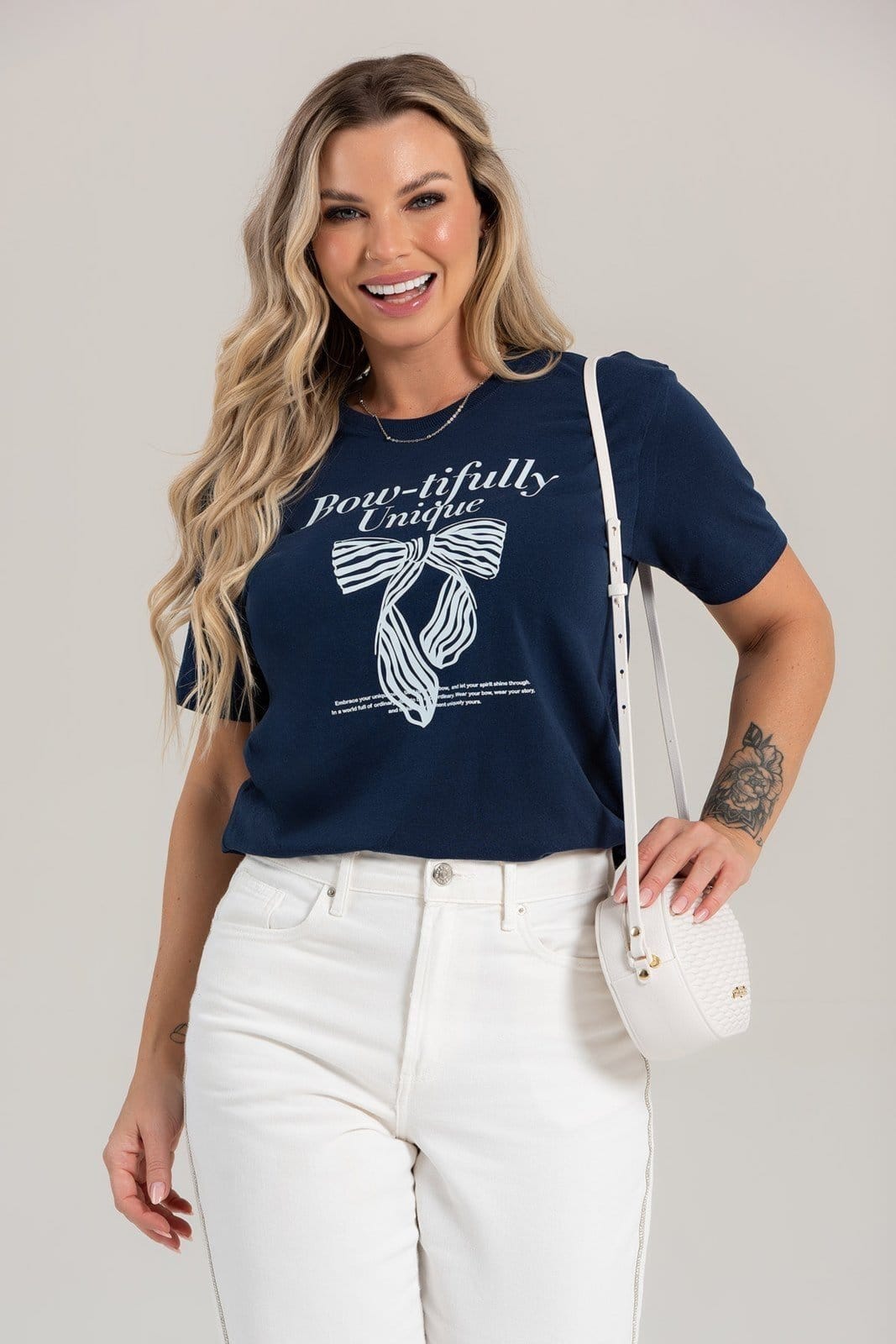 T-shirt Feminina Cianitas Estampa Laço Unique