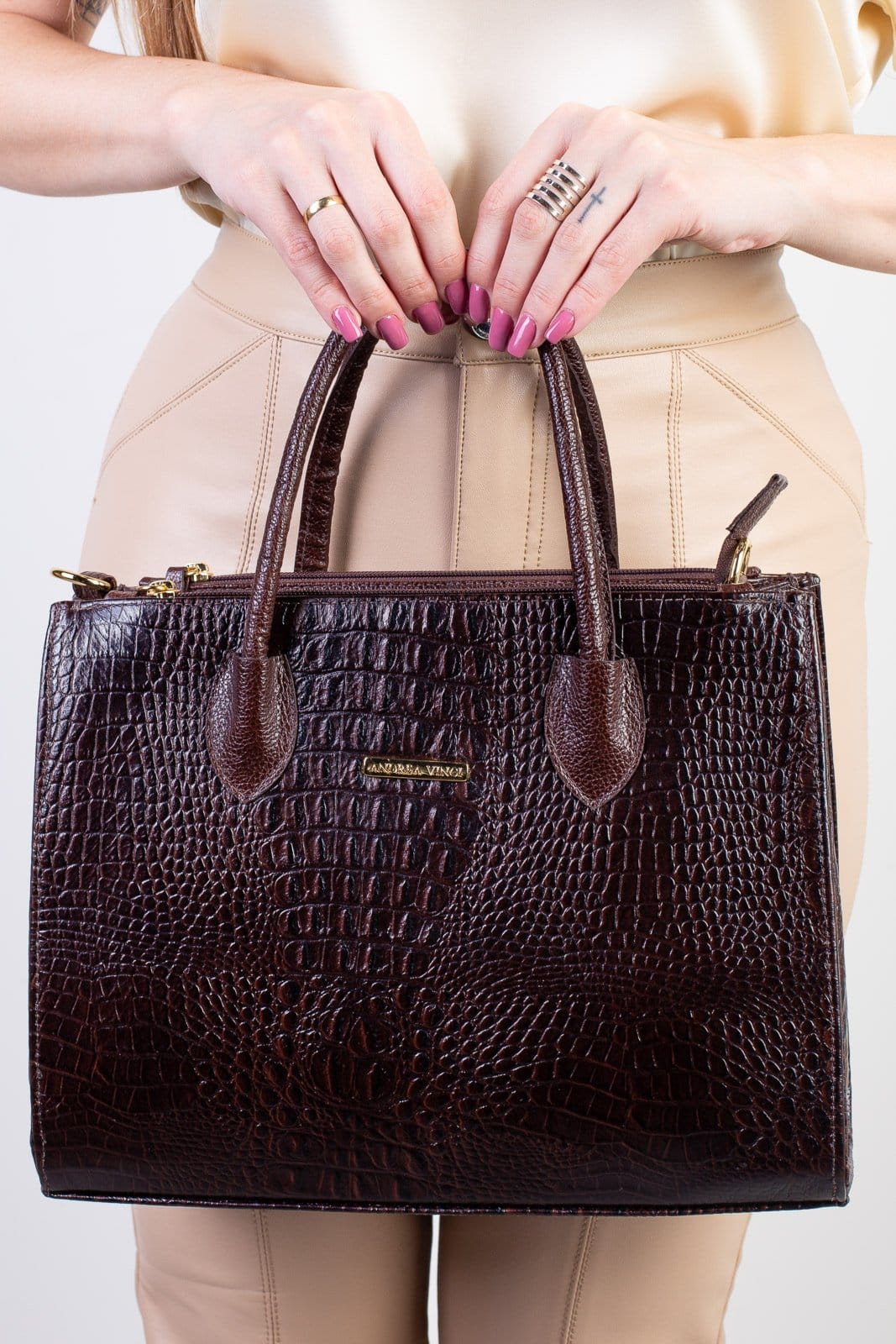 Bolsa Andrea Vinci De Couro Croco Estruturada Valéria