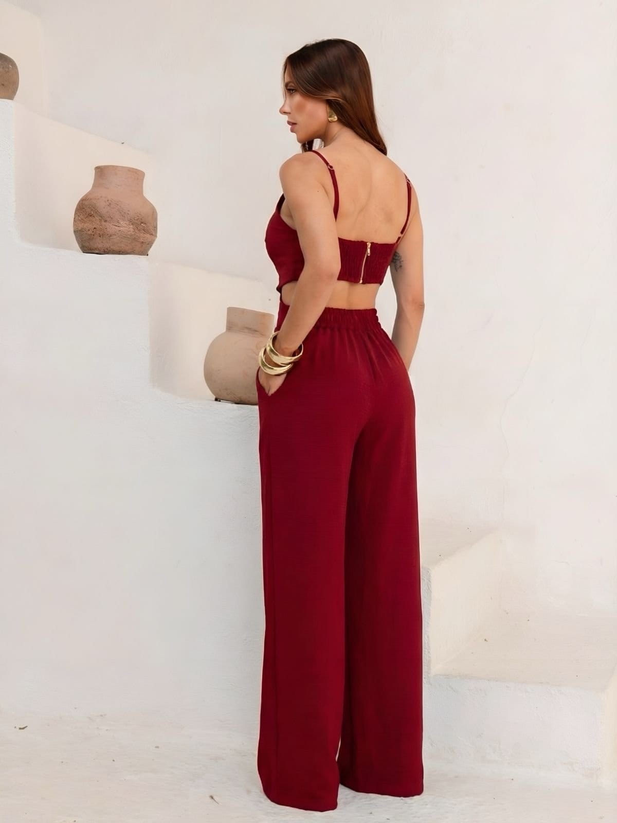 Vista 2 Macacão Feminino Longo Divina Gata Com Recortes Laterais Allegro DIVINA GATA vermelho