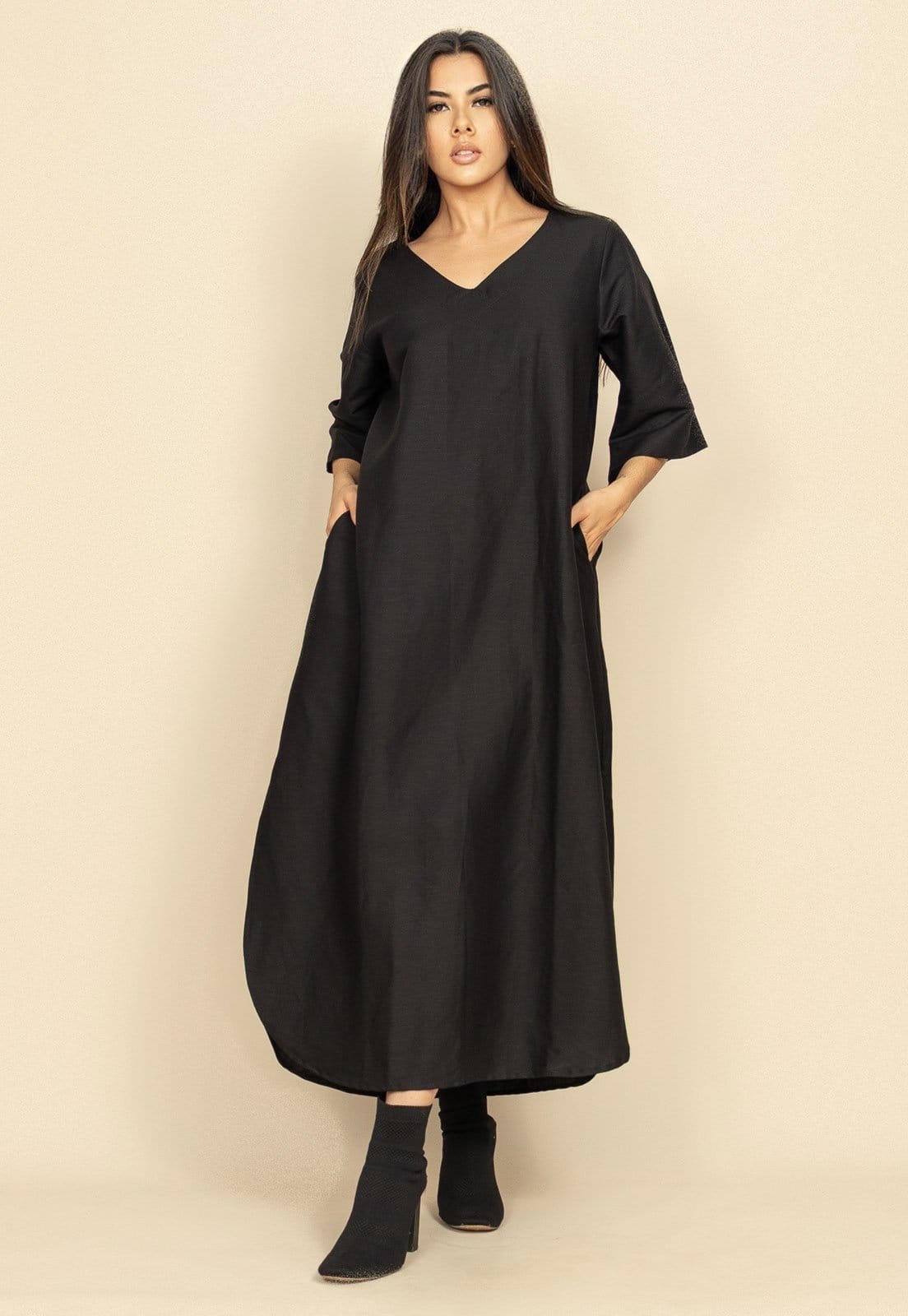 Vista 2 Vestido Midi Linho Manga 3/4 Amazonia Vital preto