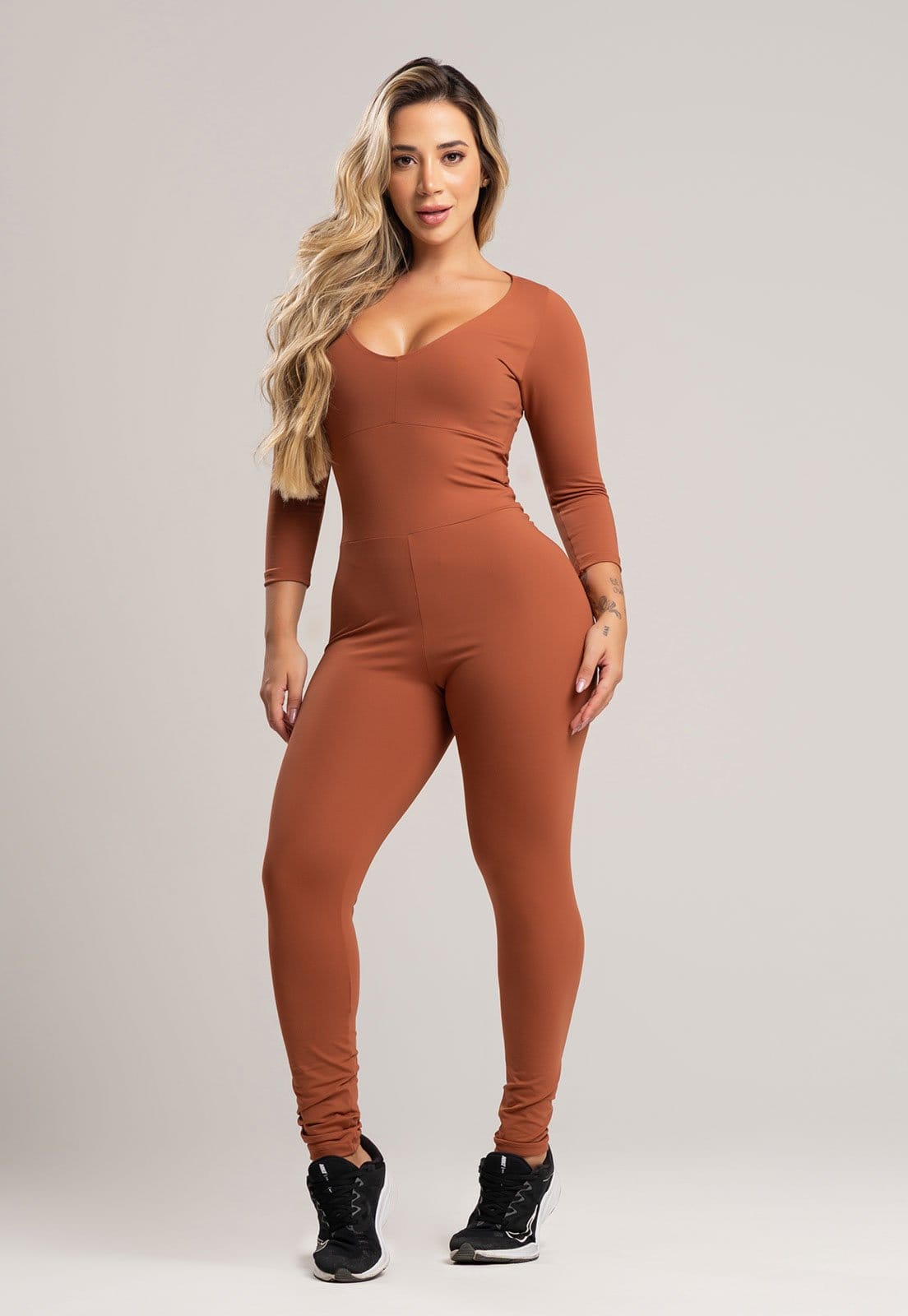 Macacão Fitness MVB Modas Longo Feminino 3/4 Costa Fechada Poliamida Mousse