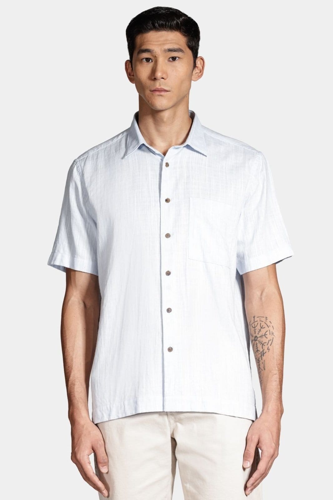 Camisa Aramis Manga Curta Rústica Azul Claro