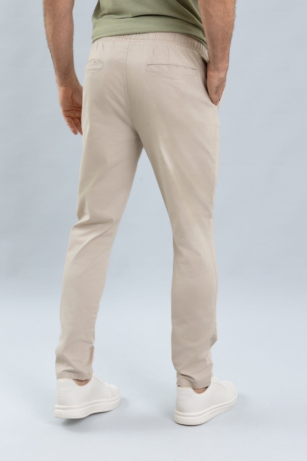 Vista 2 Calça de Sarja Masculina Slim Fit Jogger com Elástico Dialogo DIALOGO bege/branco/bronze/cobre/off-white