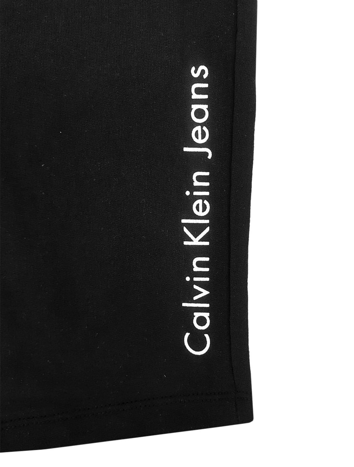 Vista 2 Bermuda Calvin Klein Jeans Moletom Lateral Logo Preta Calvin Klein preto